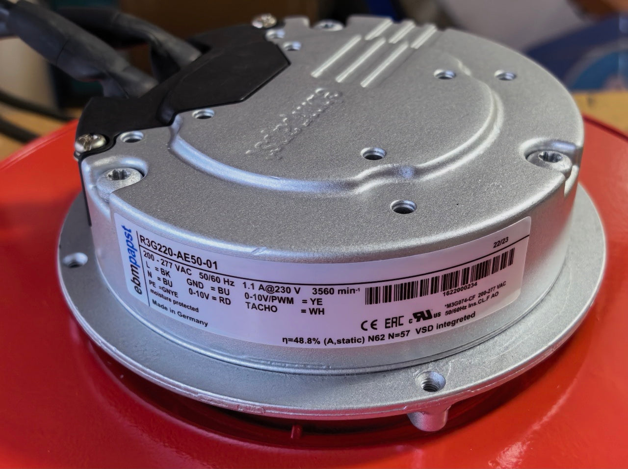 R3G220-AE50-01 ebm papst centrifugal fan 1~200-277V 150W 1.1A 3560rpm