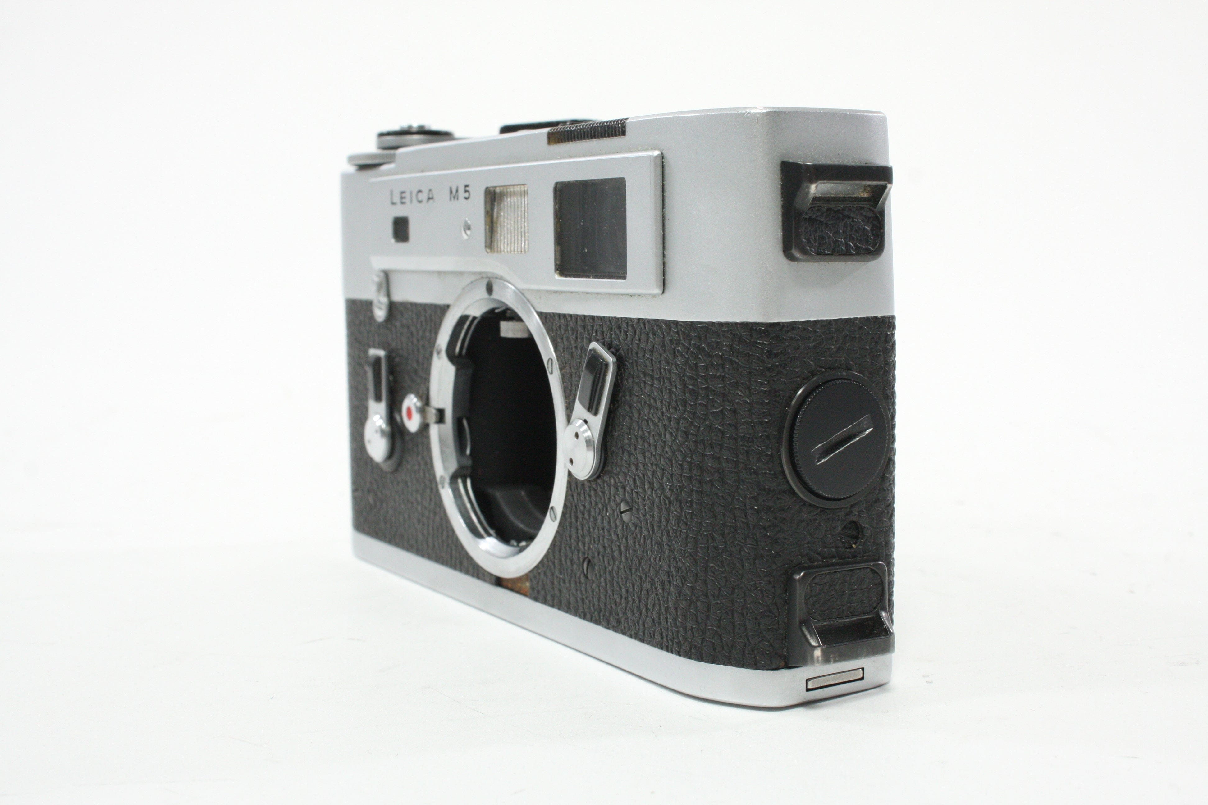 Leica M5 35mm Rangefinder Camera with built-in TTL includes Case