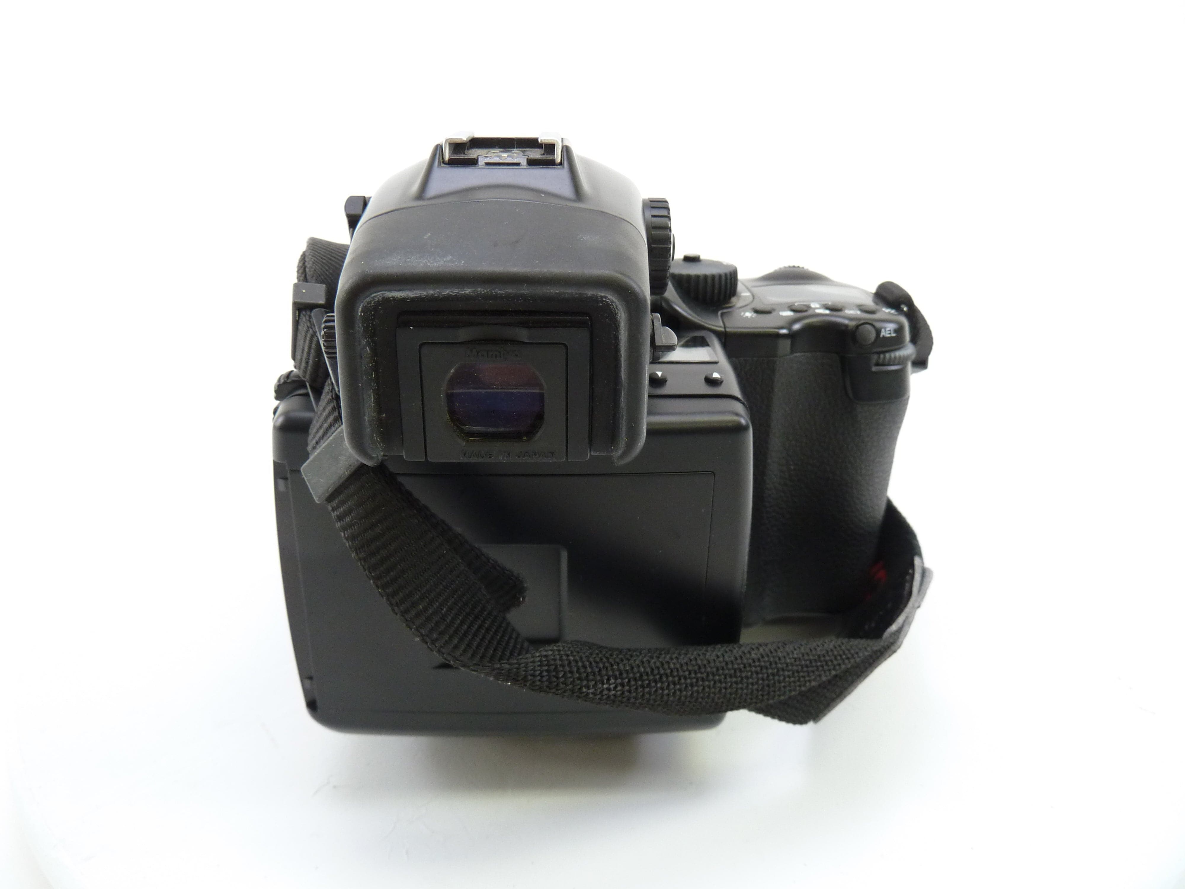 Mamiya 645 AFD II Complete Kit with 80MM f2.8 and 120/220 Film Back