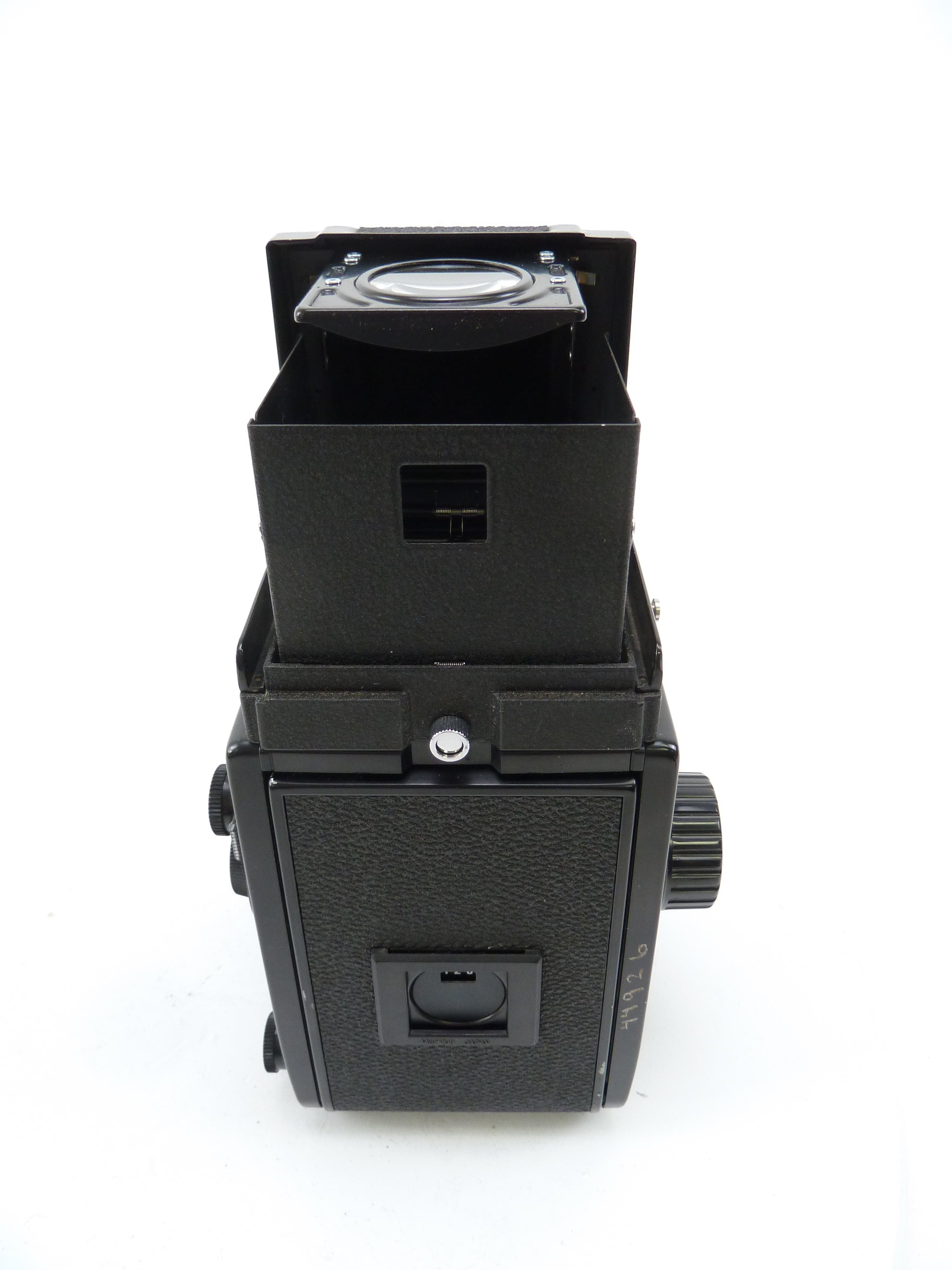 Mamiya C220F Camera Outfit with 80MM f2.8 Blue Dot Lens and Waist Level Finder