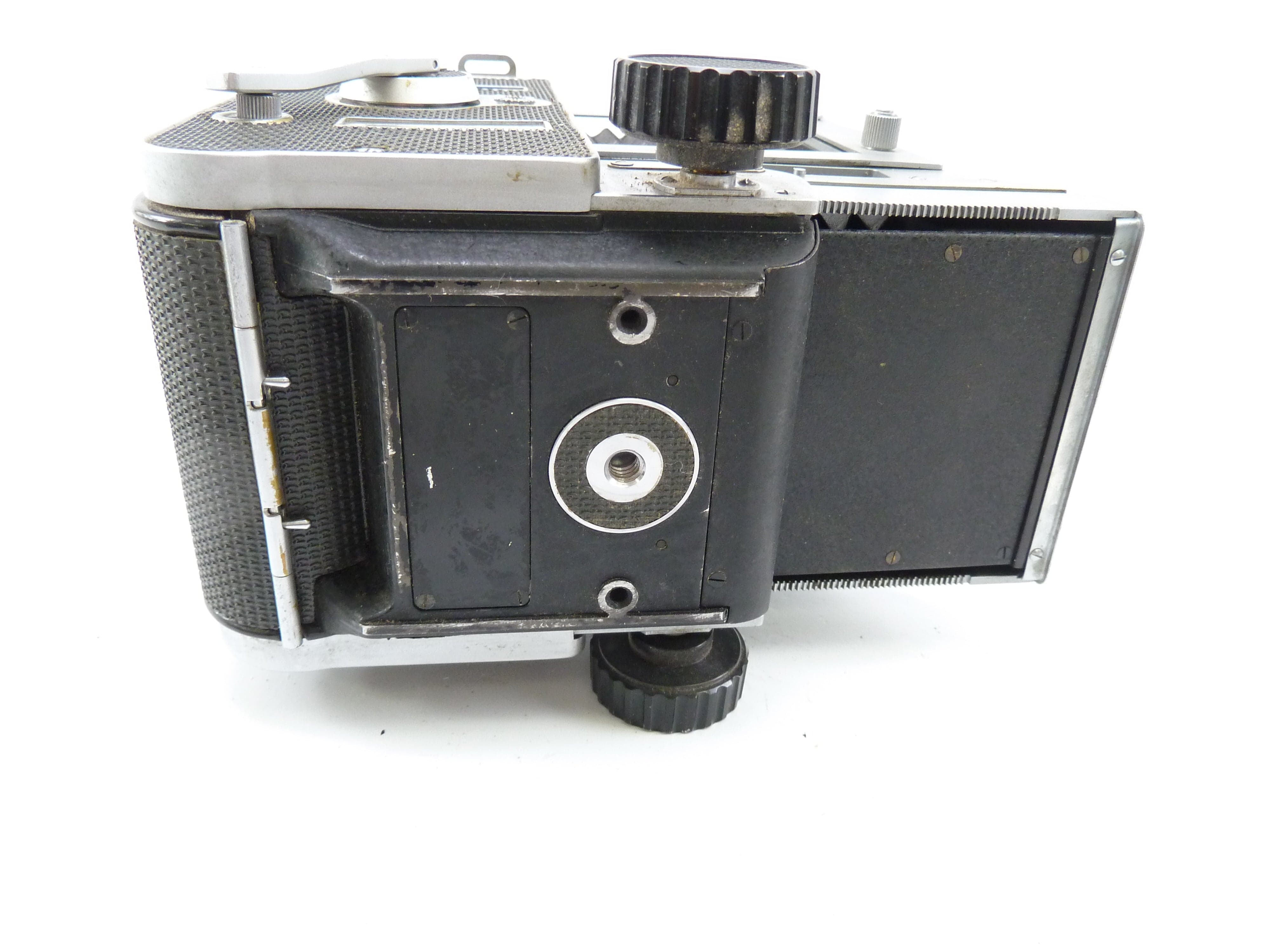 Mamiya C33 Body with Poroflex Finder