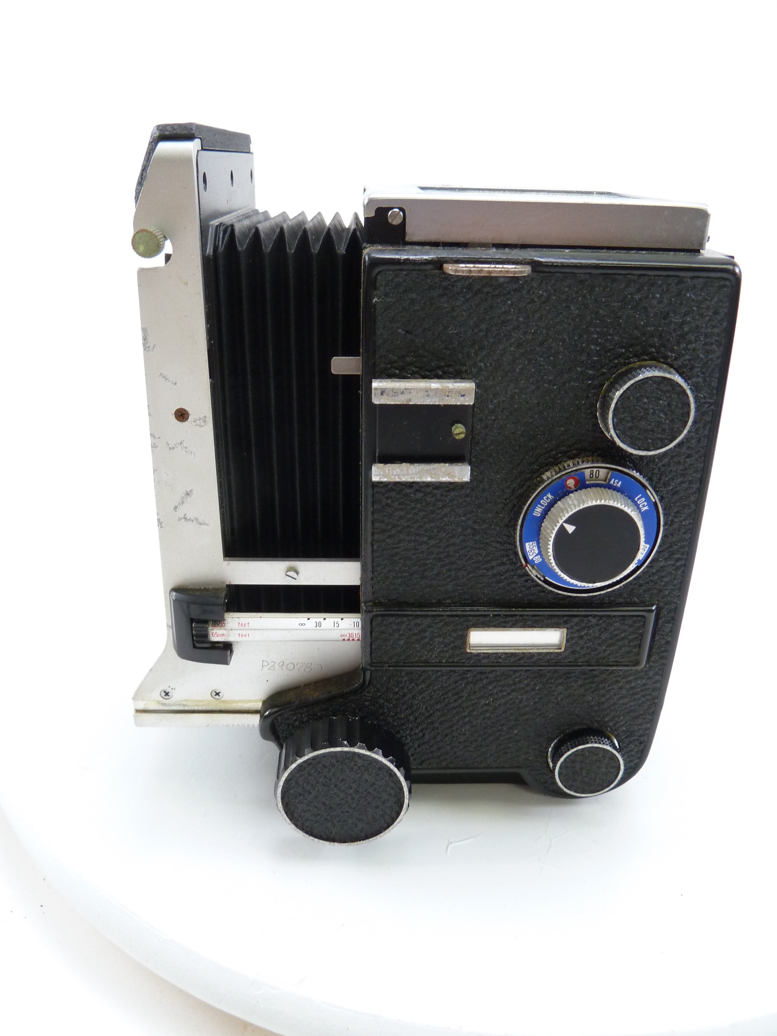 Mamiya C330 Camera Body being sold AS IS