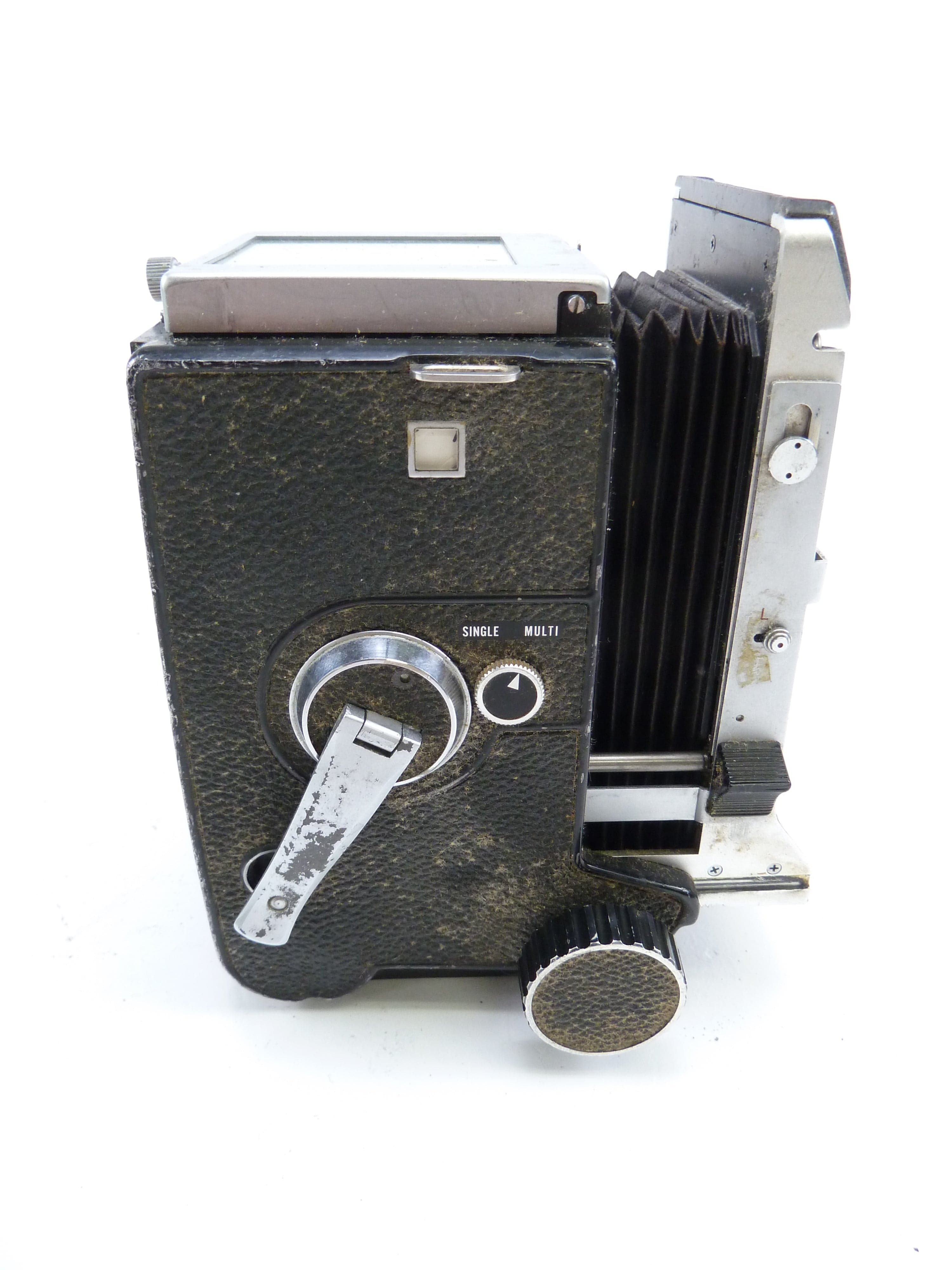 Mamiya C330 Camera Body being sold AS IS