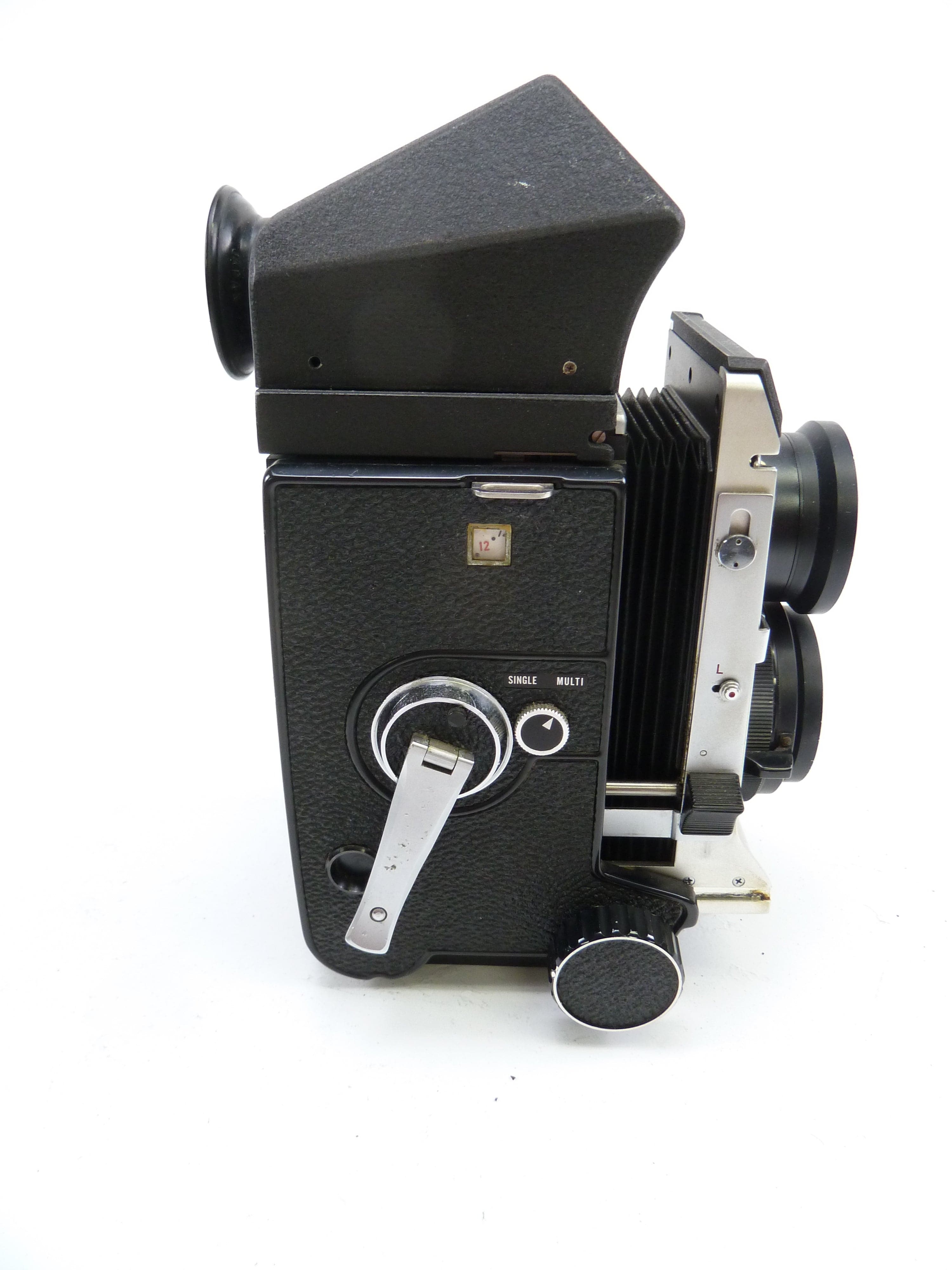 Mamiya C330 Camera Outfit with 80MM f2.8 Blue Dot Lens and Prism Finder