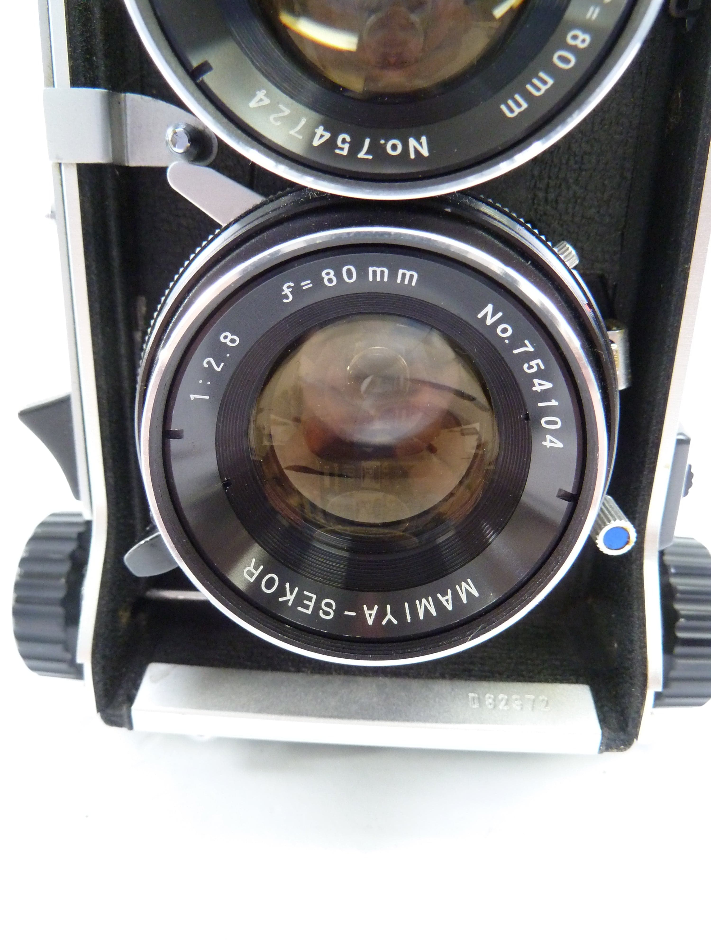 Mamiya C330 Kit with 80MM F2.8 Blue Dot Lens, and Poro Finder