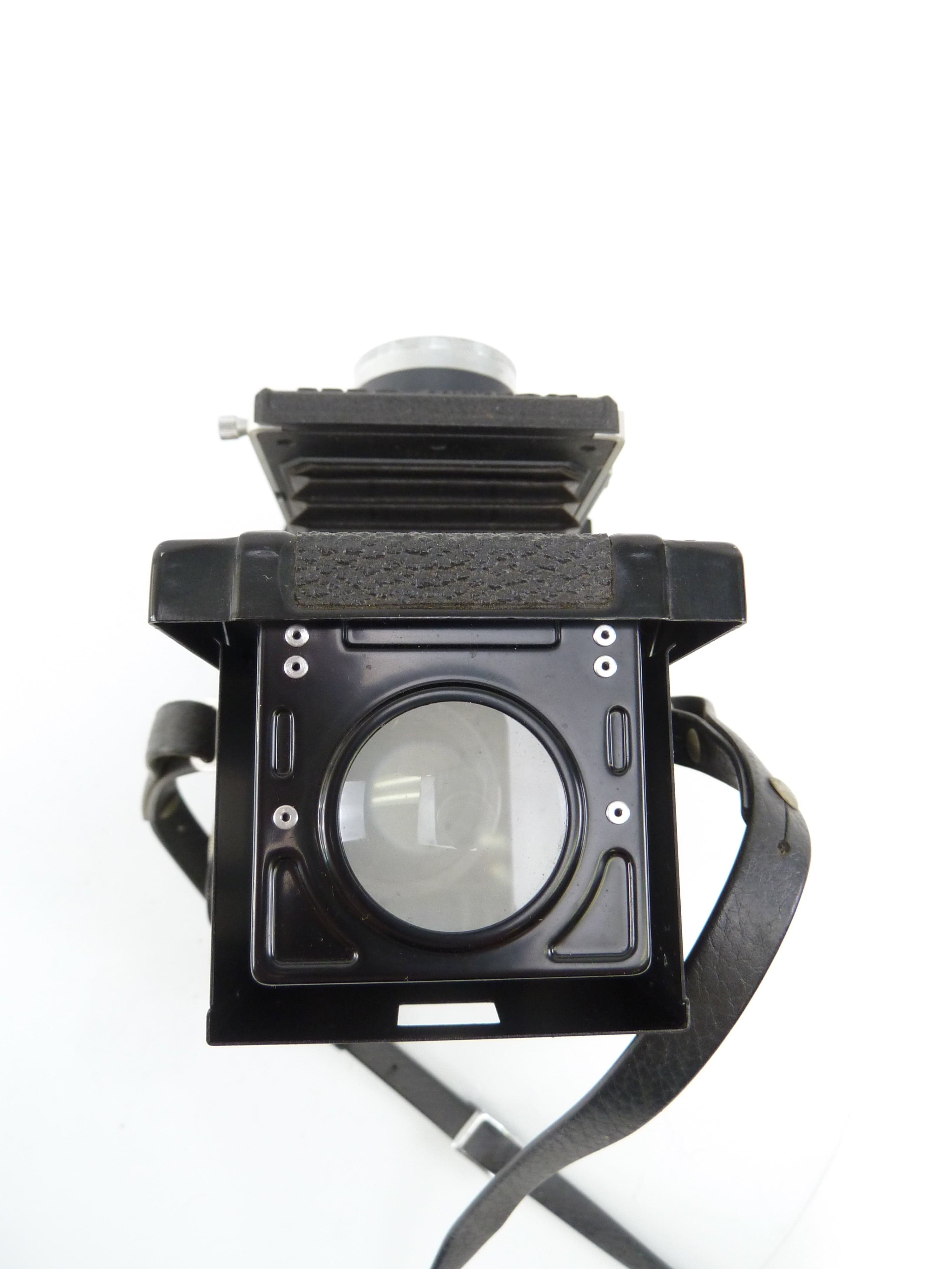 Mamiya C330 Kit with 80MM F2.8 Lens and Waist Level Finder
