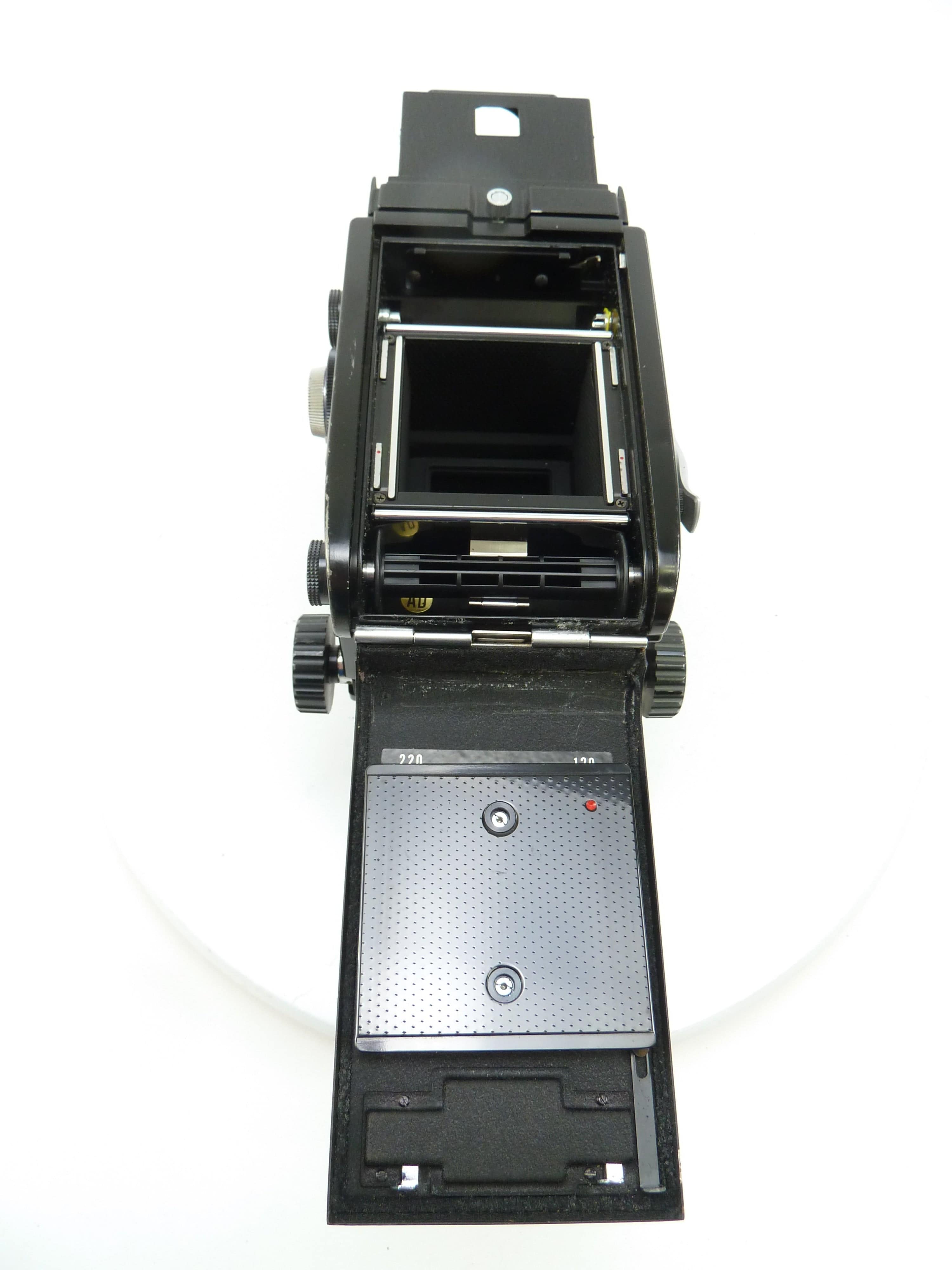 Mamiya C330 Outfit with 80MM F2.8 Blue Dot Lens and Waist Level Finder
