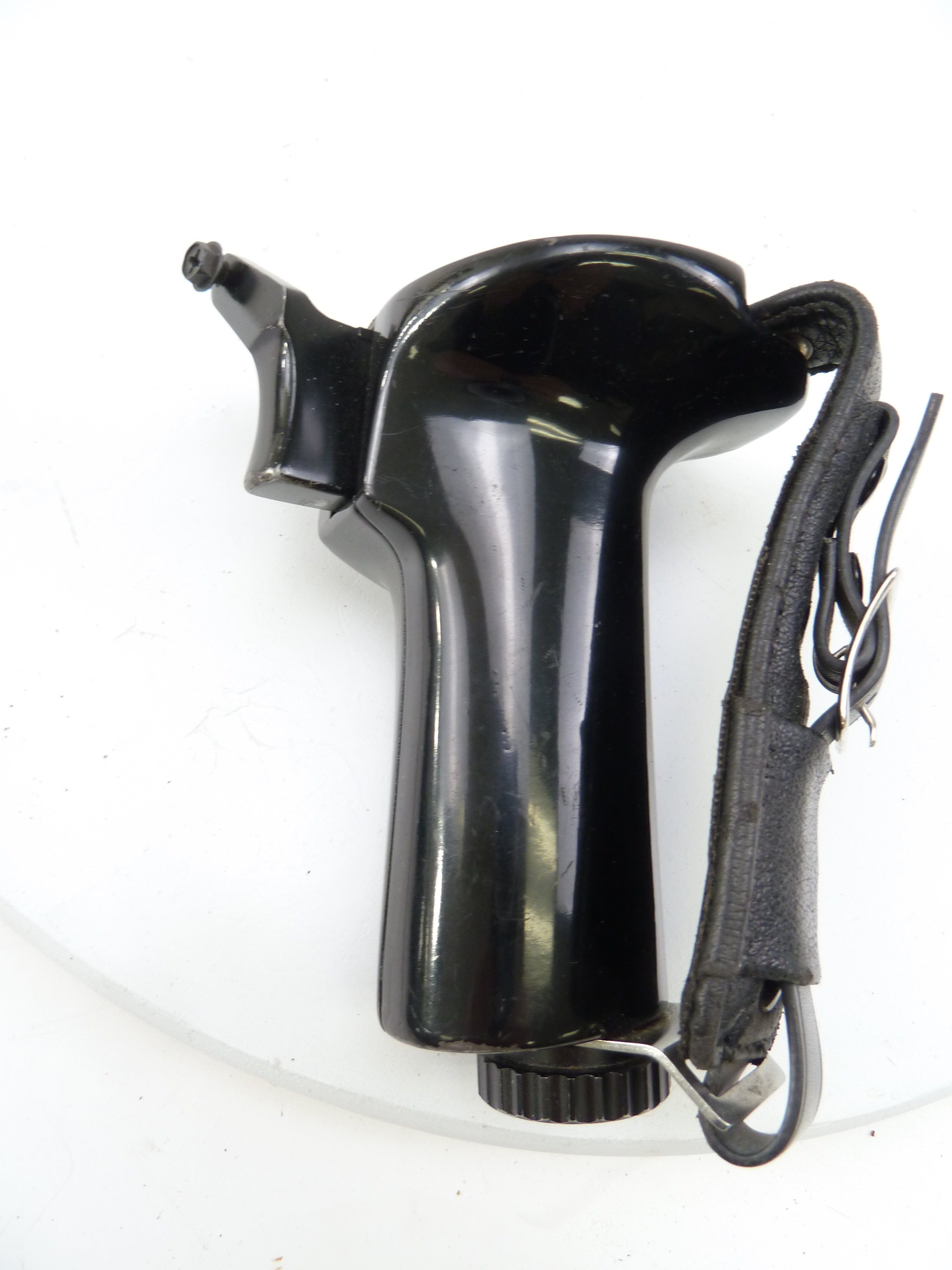 Mamiya M645 or TLR Pistol Grip