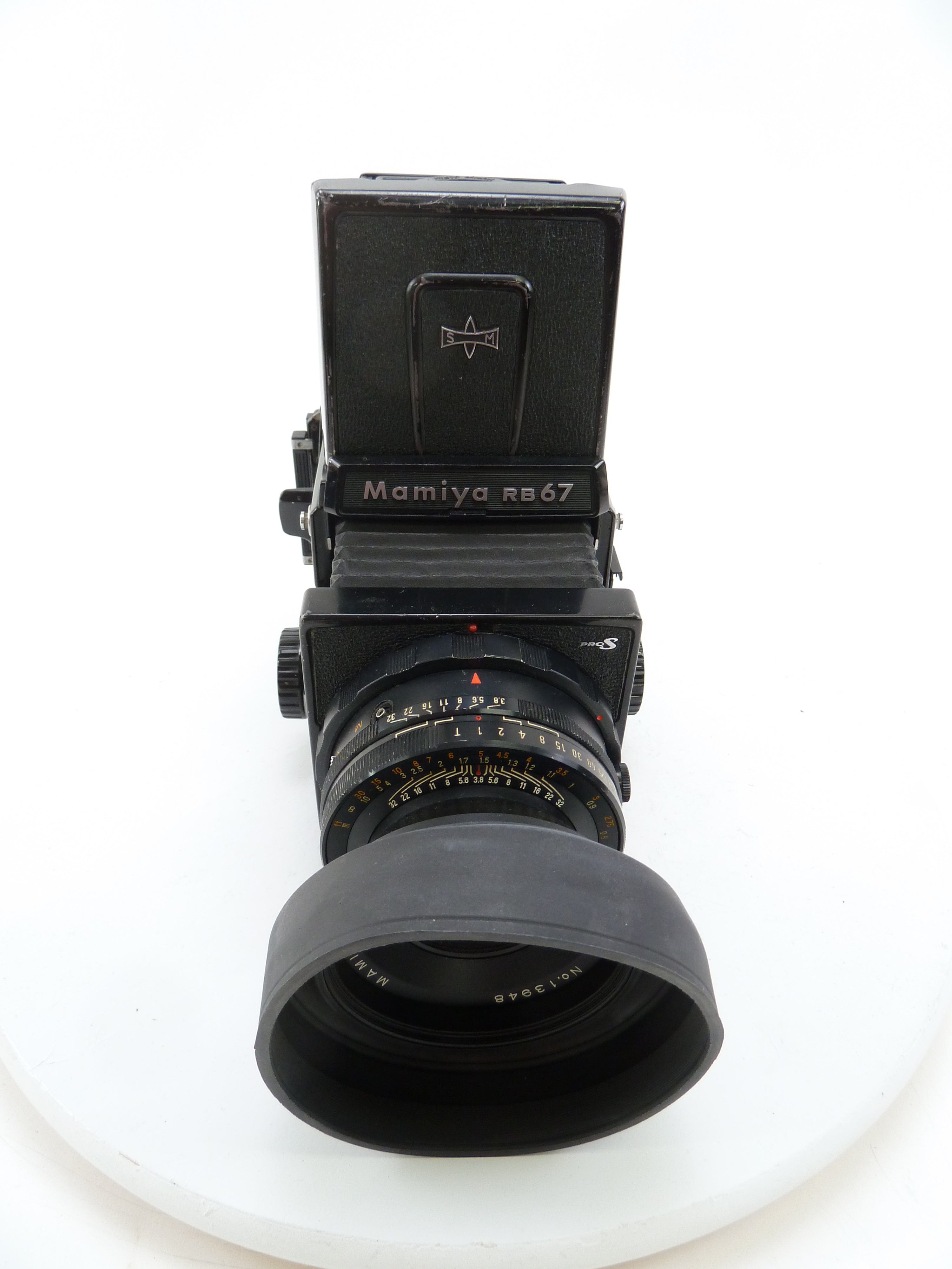 Mamiya RB67 Pro S Outfit with 90MM f3.8 Lens, Pro S 120 Film Back, and Waist Level Finder