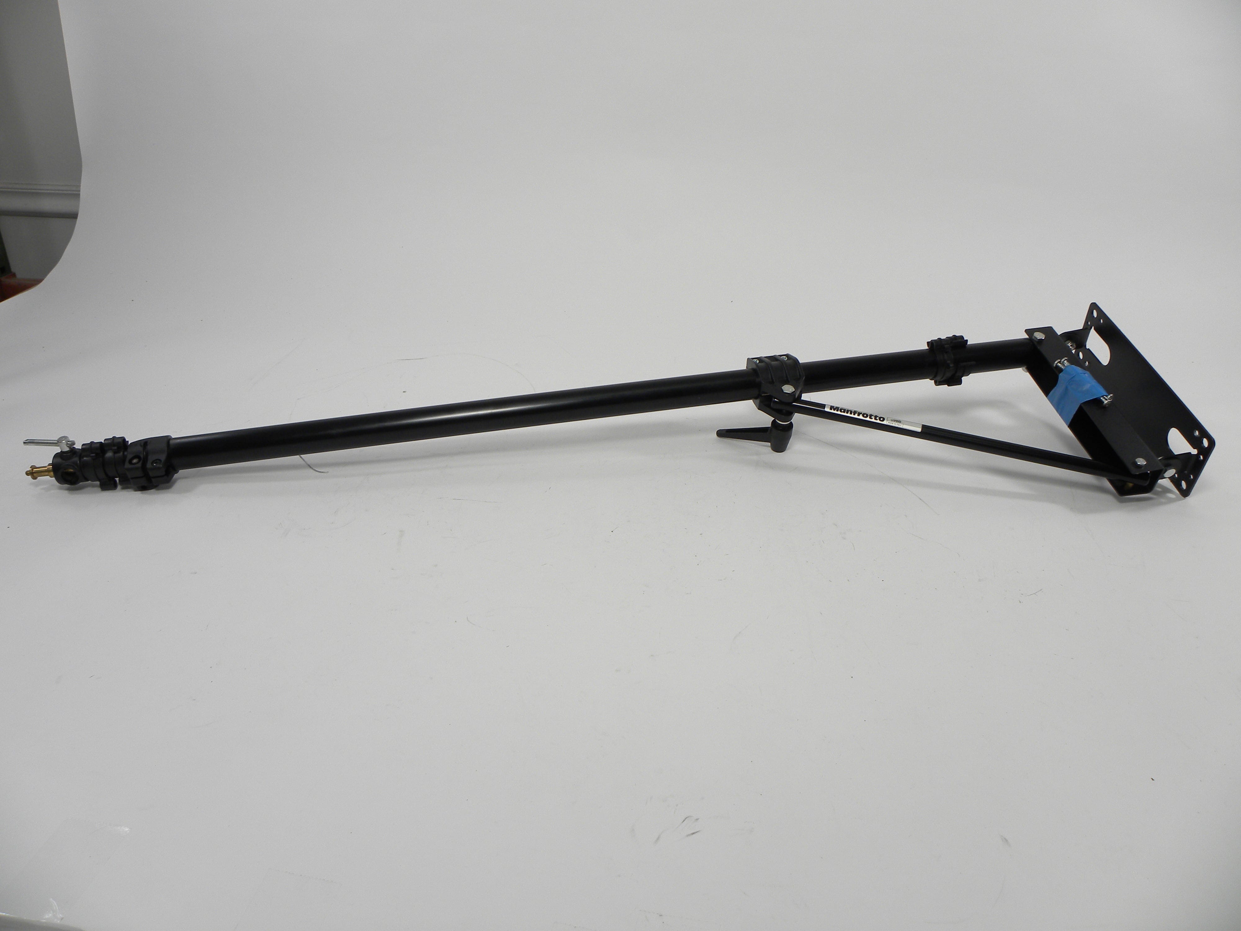Manfrotto 098B Wall Mounting Boom Arm