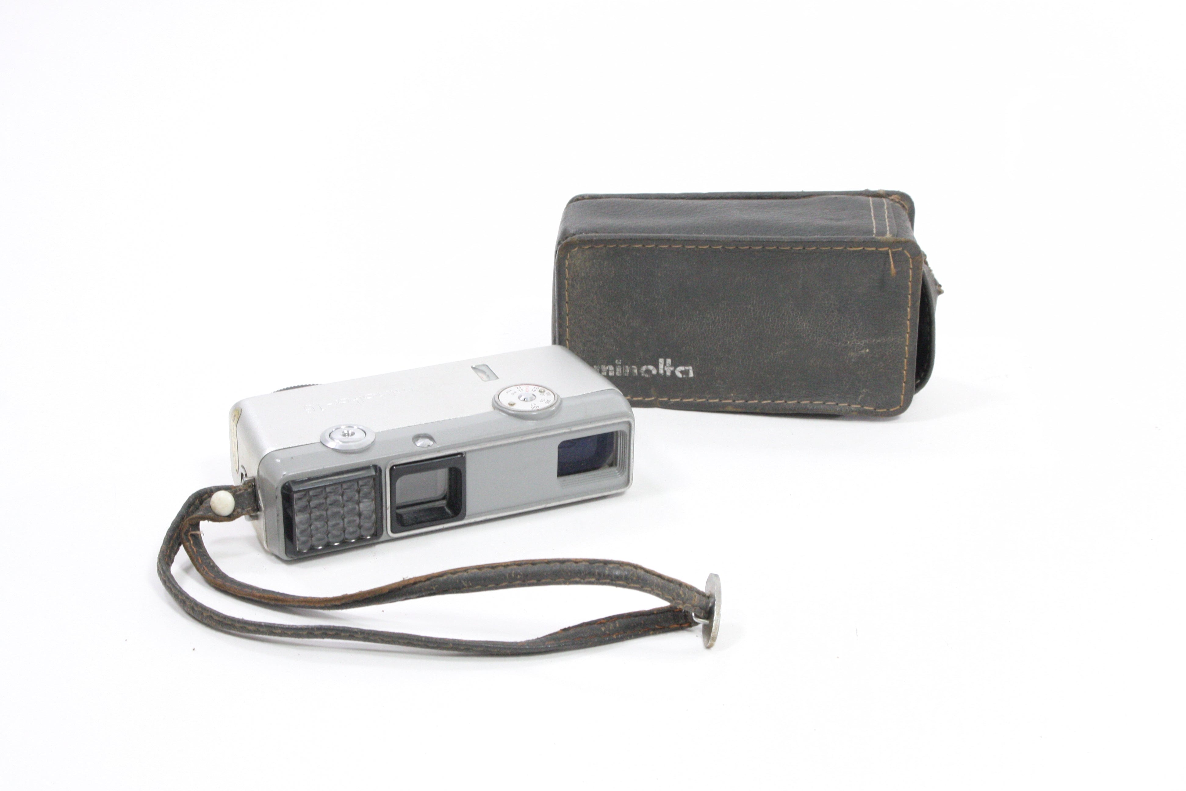 Minolta - 16 E.E. 16mm Camera with 20mm f/2.5 Lens