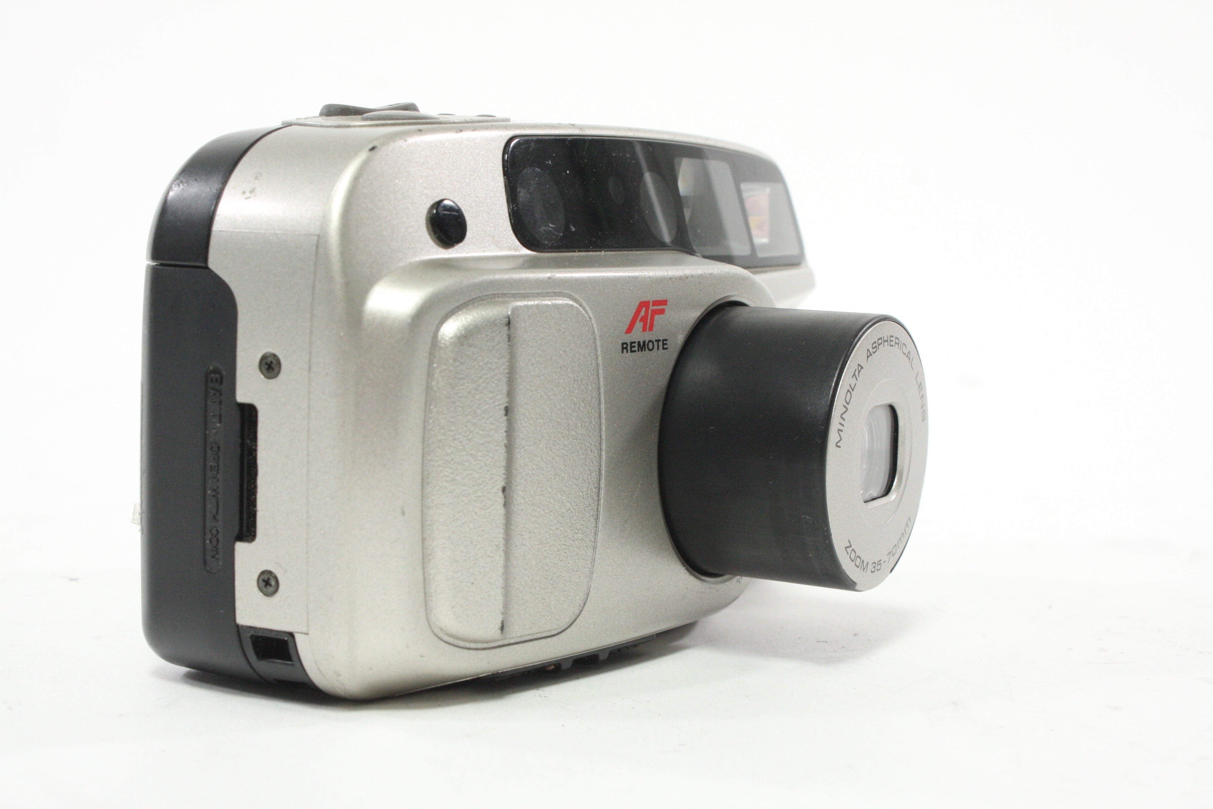 Minolta Freedom Zoom 70 35mm Point-and-Shoot Camera with 35-70mm Lens