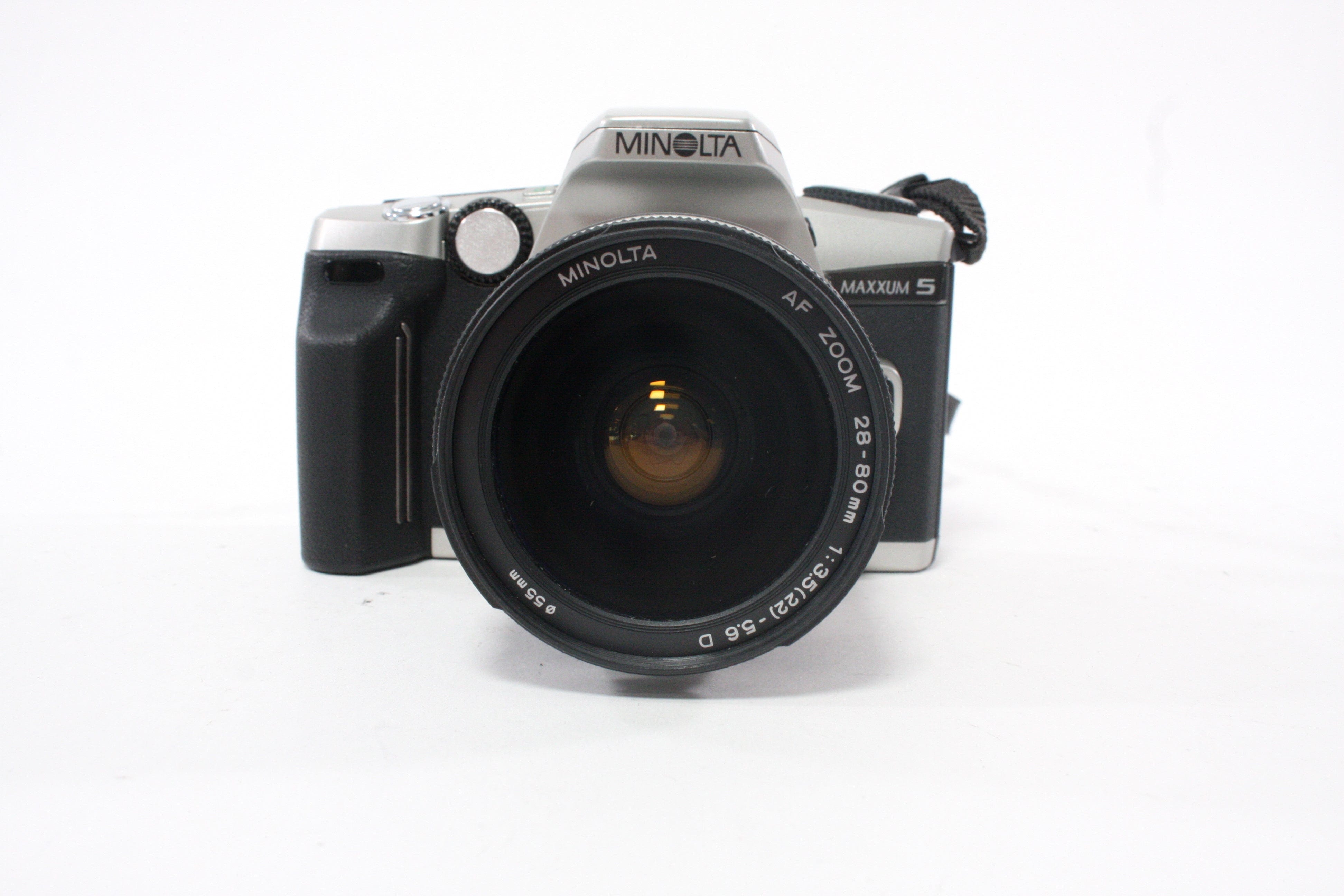 Minolta Maxxium 5 35mm Camera with 28-80mm f/3.5-5.6 AF D Lens