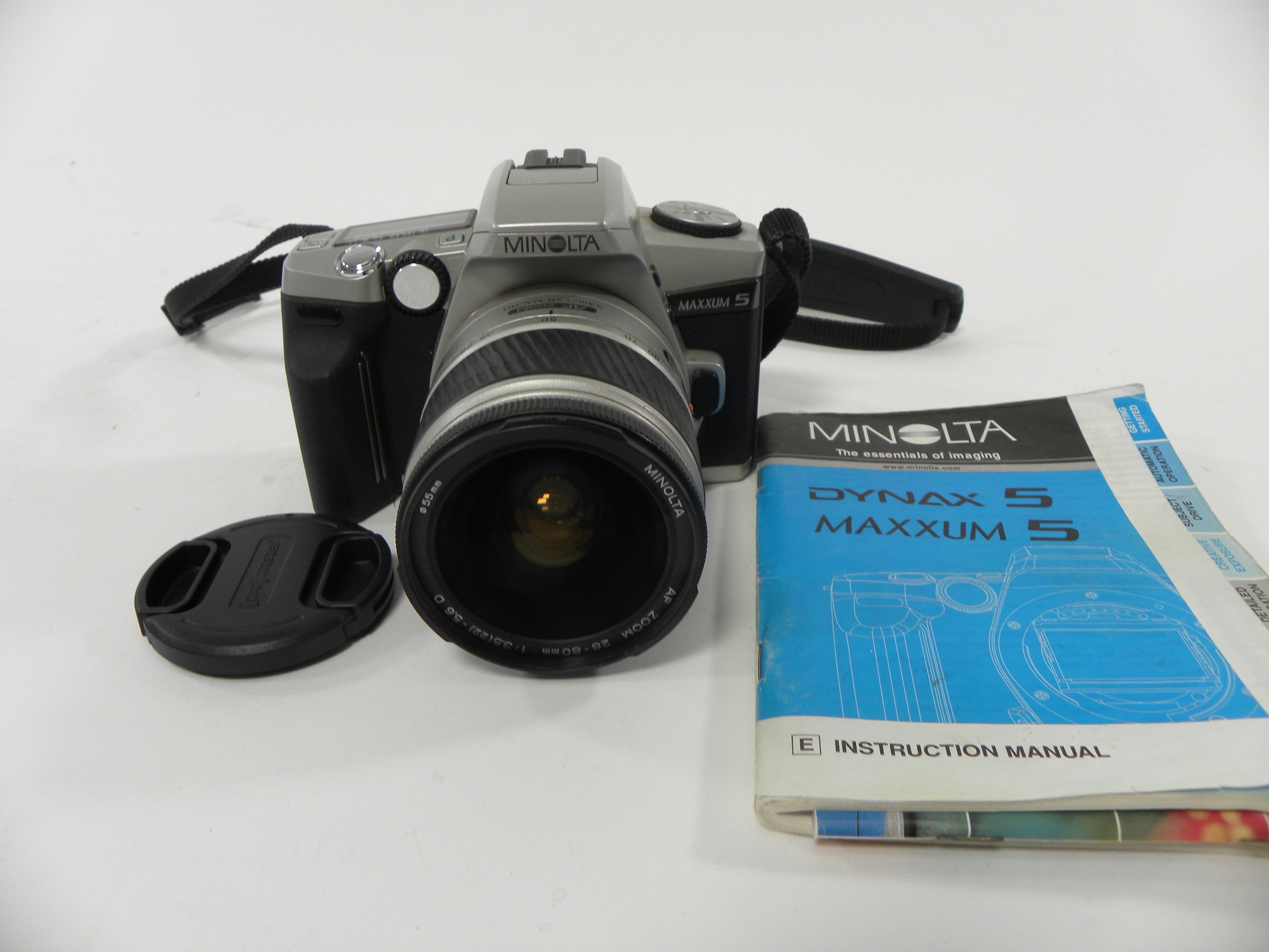 Minolta Maxxum 5 35mm SLR w/AF Zoom 28-80mm f3.5-5.6D