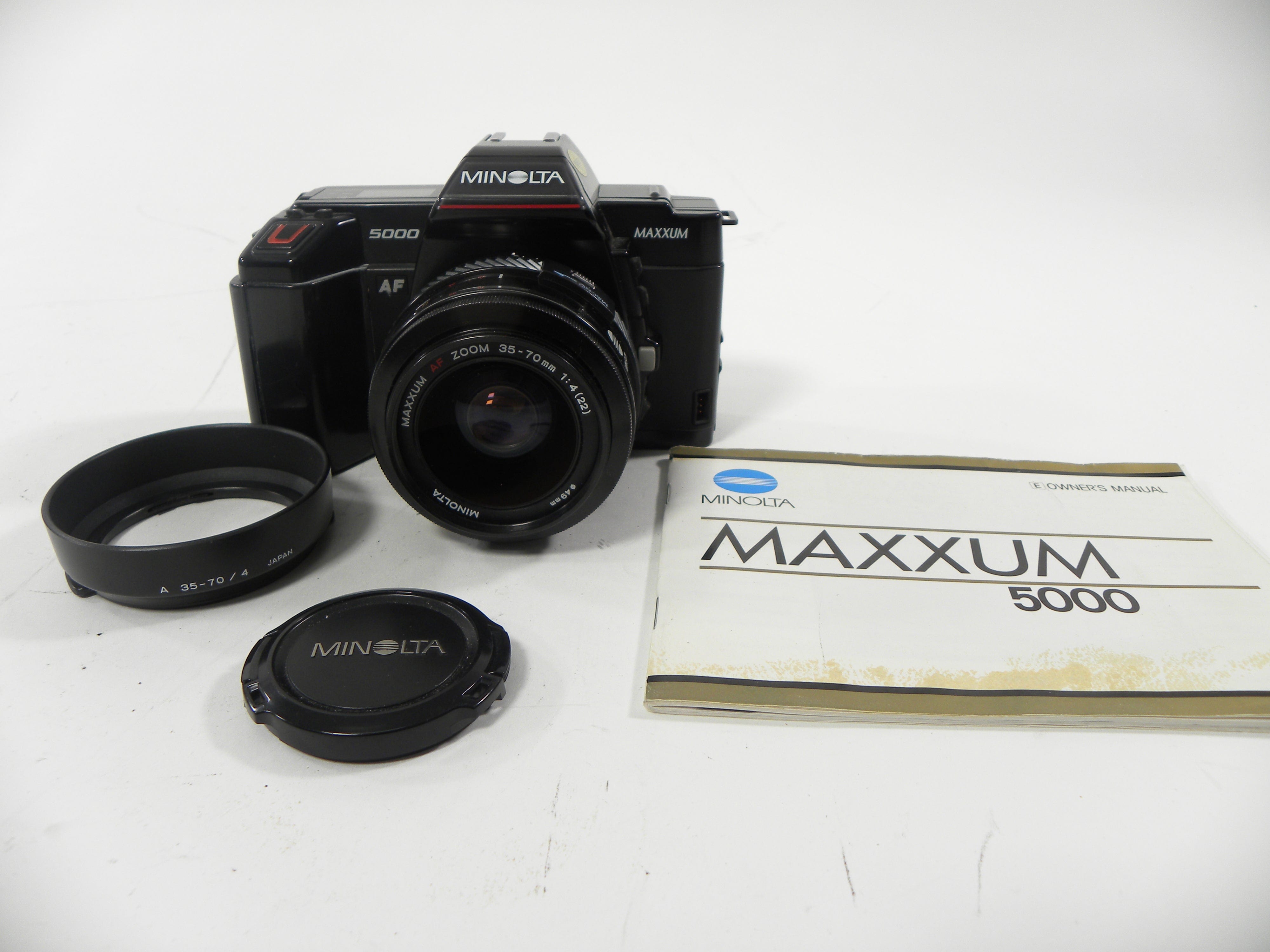 Minolta Maxxum 5000 AF 35mm SLR w/Maxxum AF Zoom 35-70mm f4