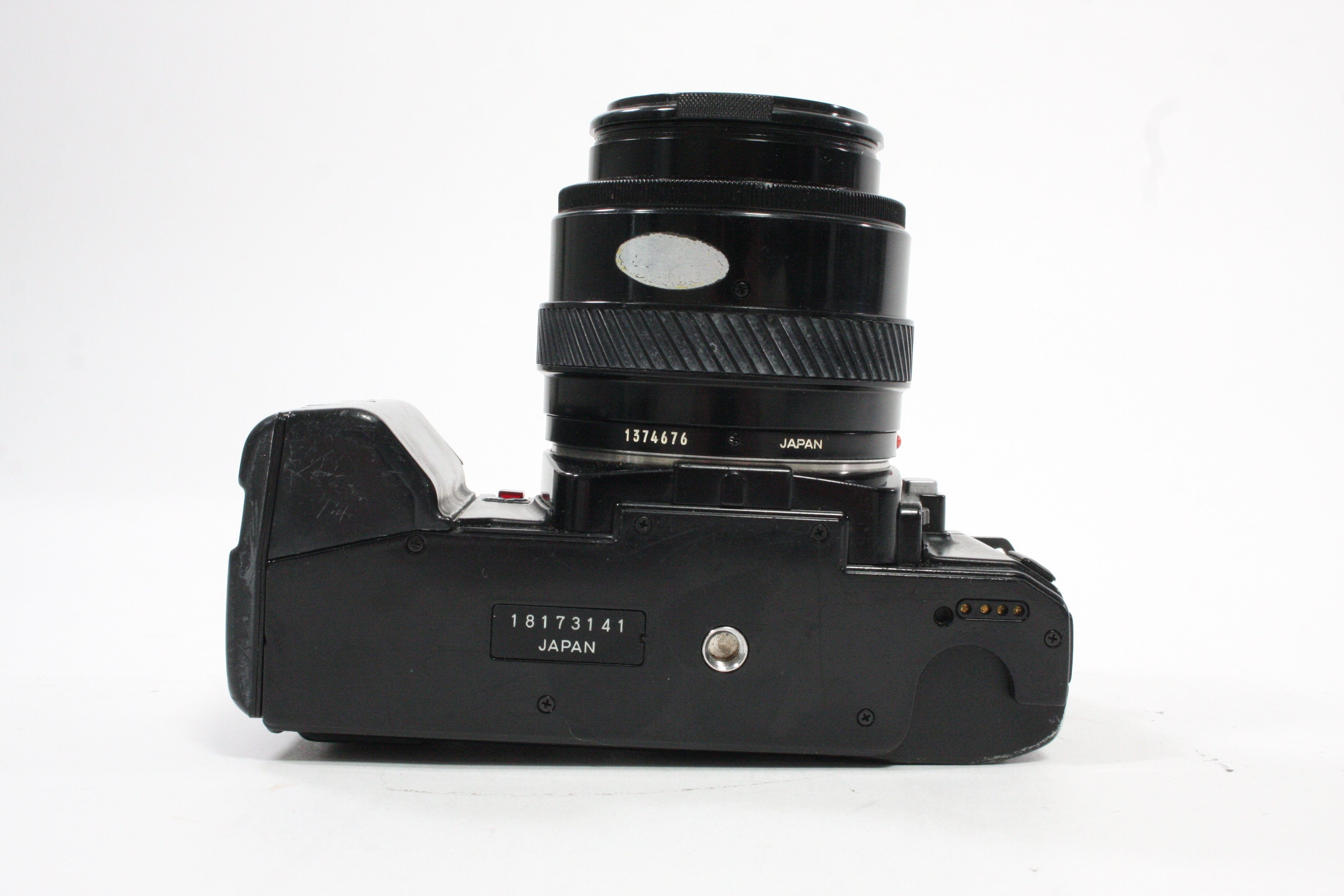 Minolta Maxxum 7000 AF with 35-70mm f/4 Lens
