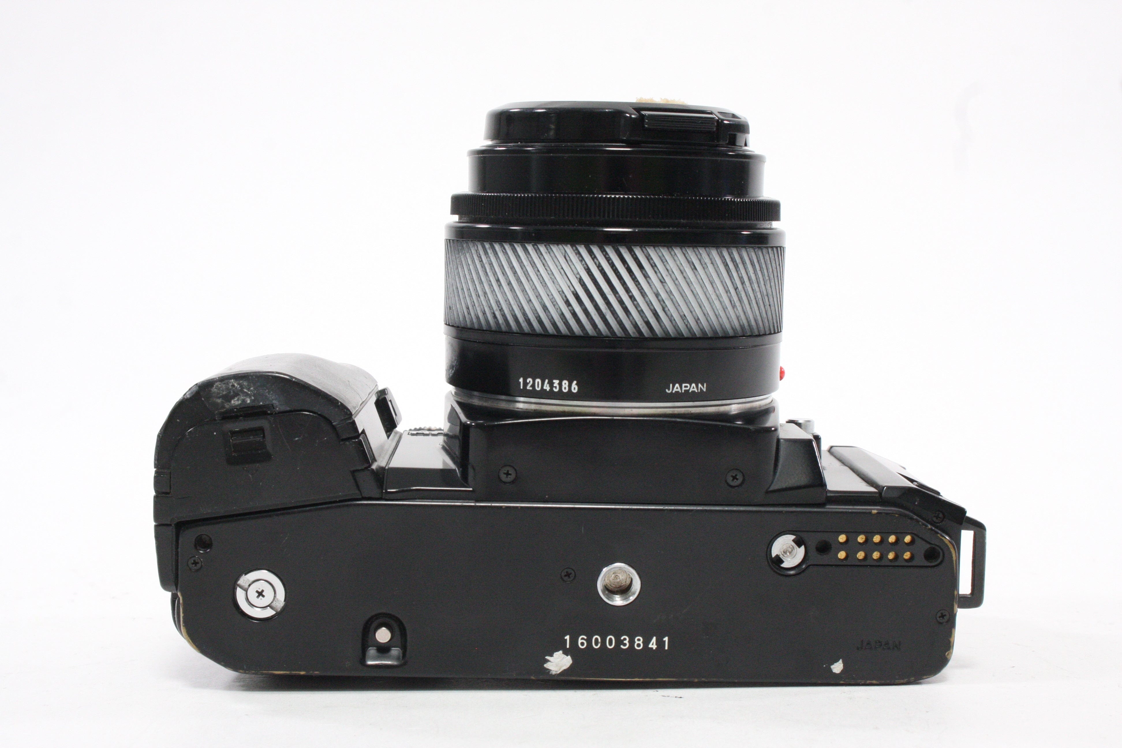 Minolta Maxxum 9000 AF 35mm SLR Camera with 50mm f/1.7 Lens