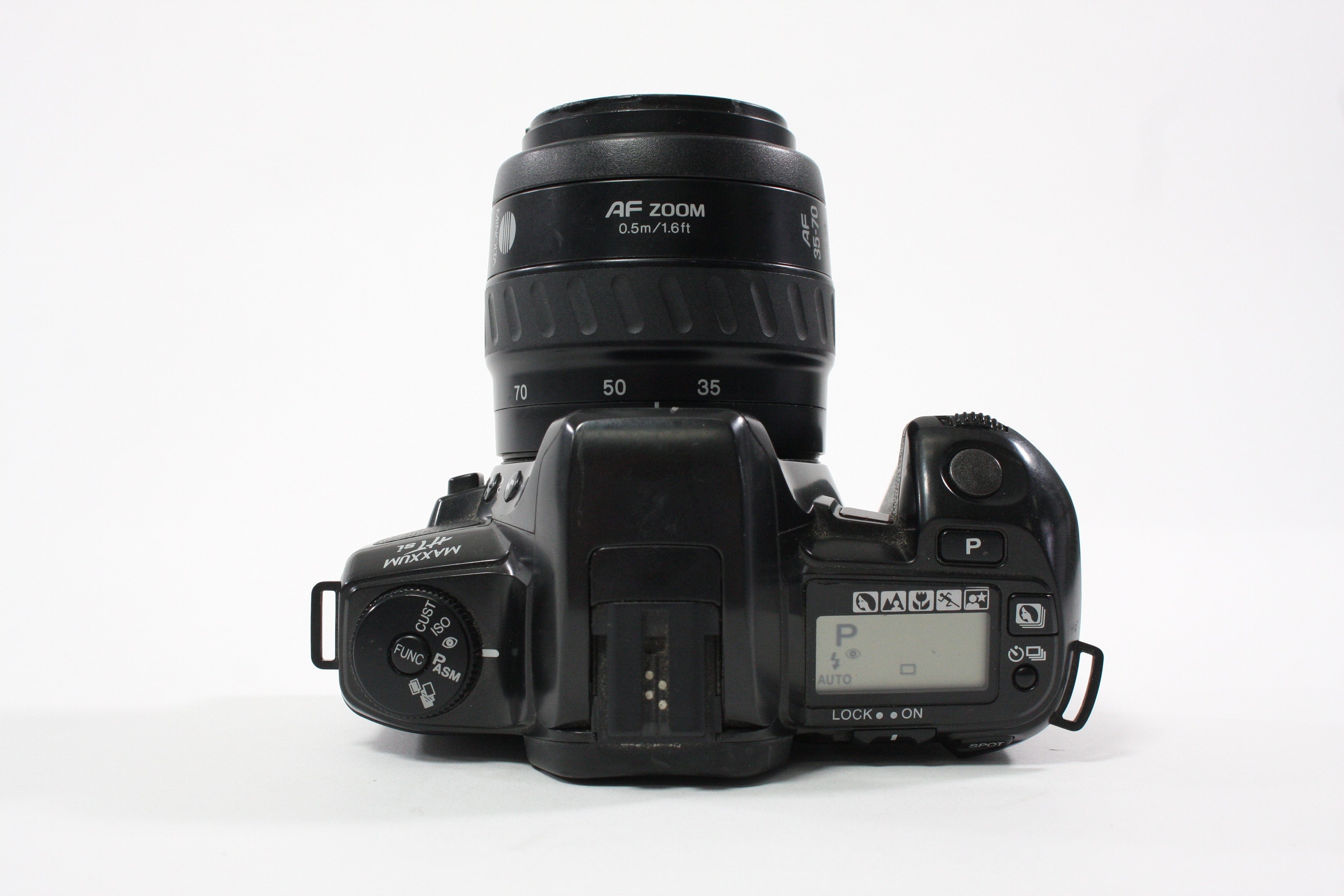 Minolta Maxxum HTsi with 35-70mm f/3.5-4.5 Lens