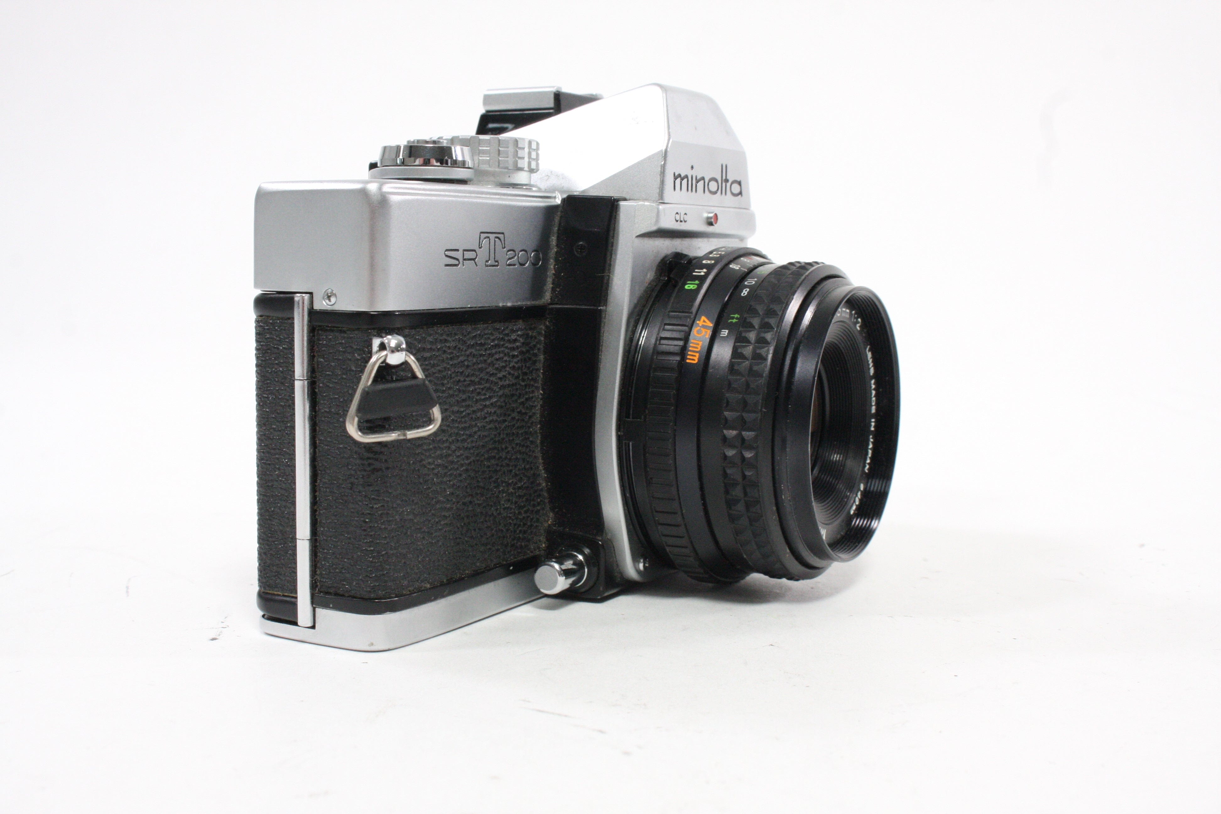 Minolta SRT 200 35mm SLR Camera with Minolta 50mm f/1.7 Lens