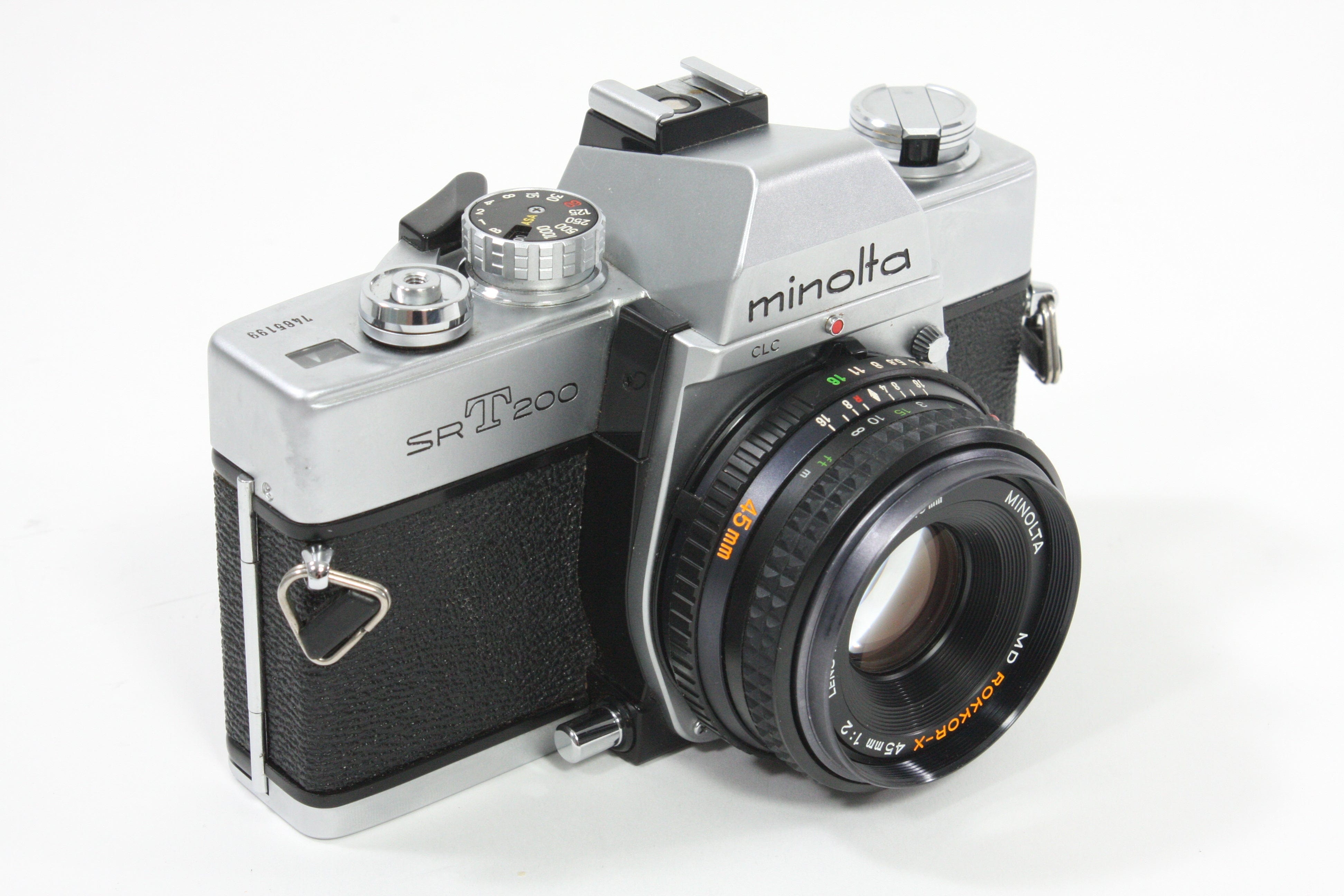 Minolta SRT-200 with 45mm f/2 Lens