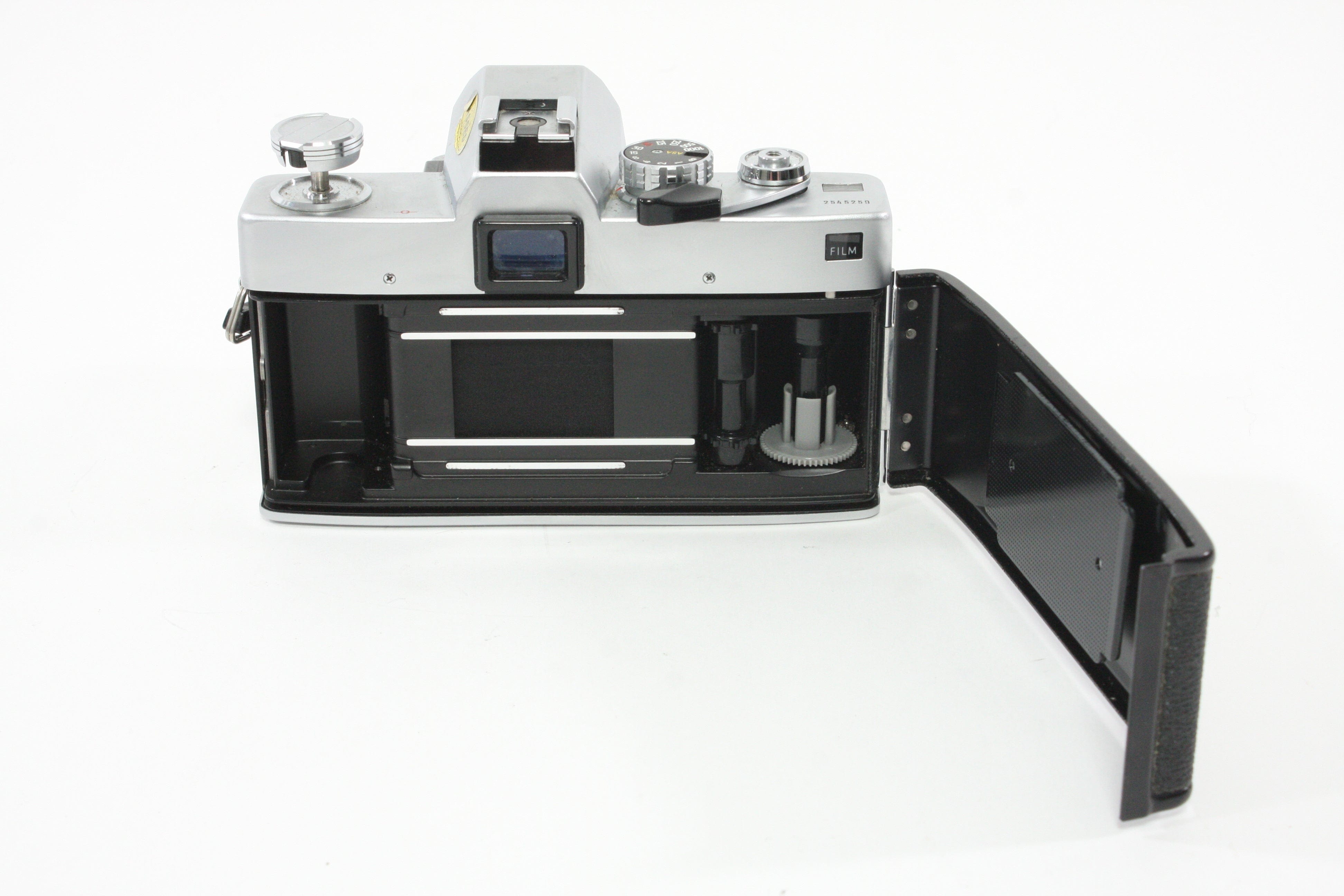 Minolta SRT-202 with 50mm F1.7 Lens