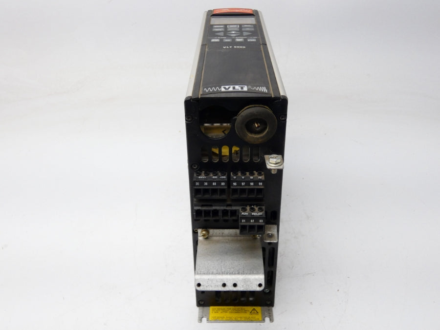 DANFOSS VLT5003PT5B20EBR3DLF00A00C0 175Z0048 380-500V 3.8A UNMP