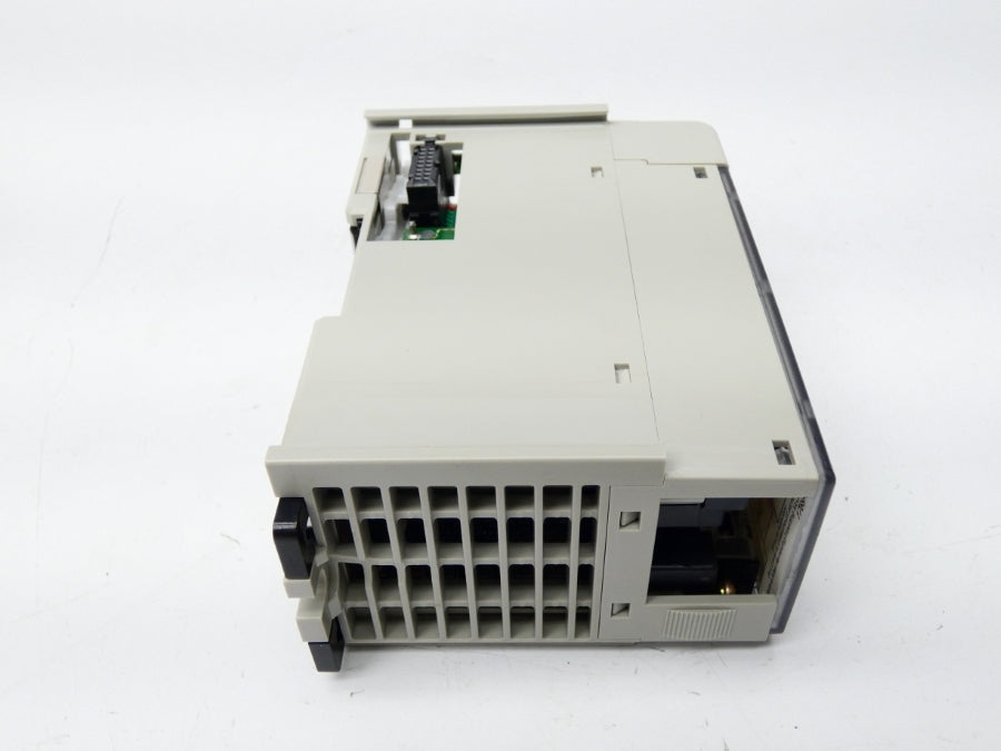 ALLEN BRADLEY 1769-IF8 SER. A F/W 2.2 VER. 06 24VDC 0.12A NSMP