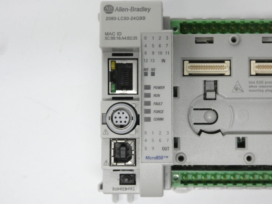 ALLEN BRADLEY 2080-LC50-24QBB SER. A F/W 10.011 24VDC/VAC 1A (AS PICTURED) UNMP