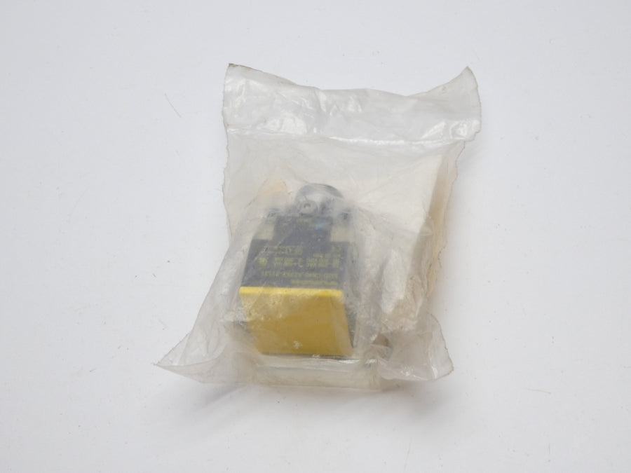 TURCK NI20-CK40-AZ3X2-B1131W/ BS2.1 1335291 10-300VDC NSMP