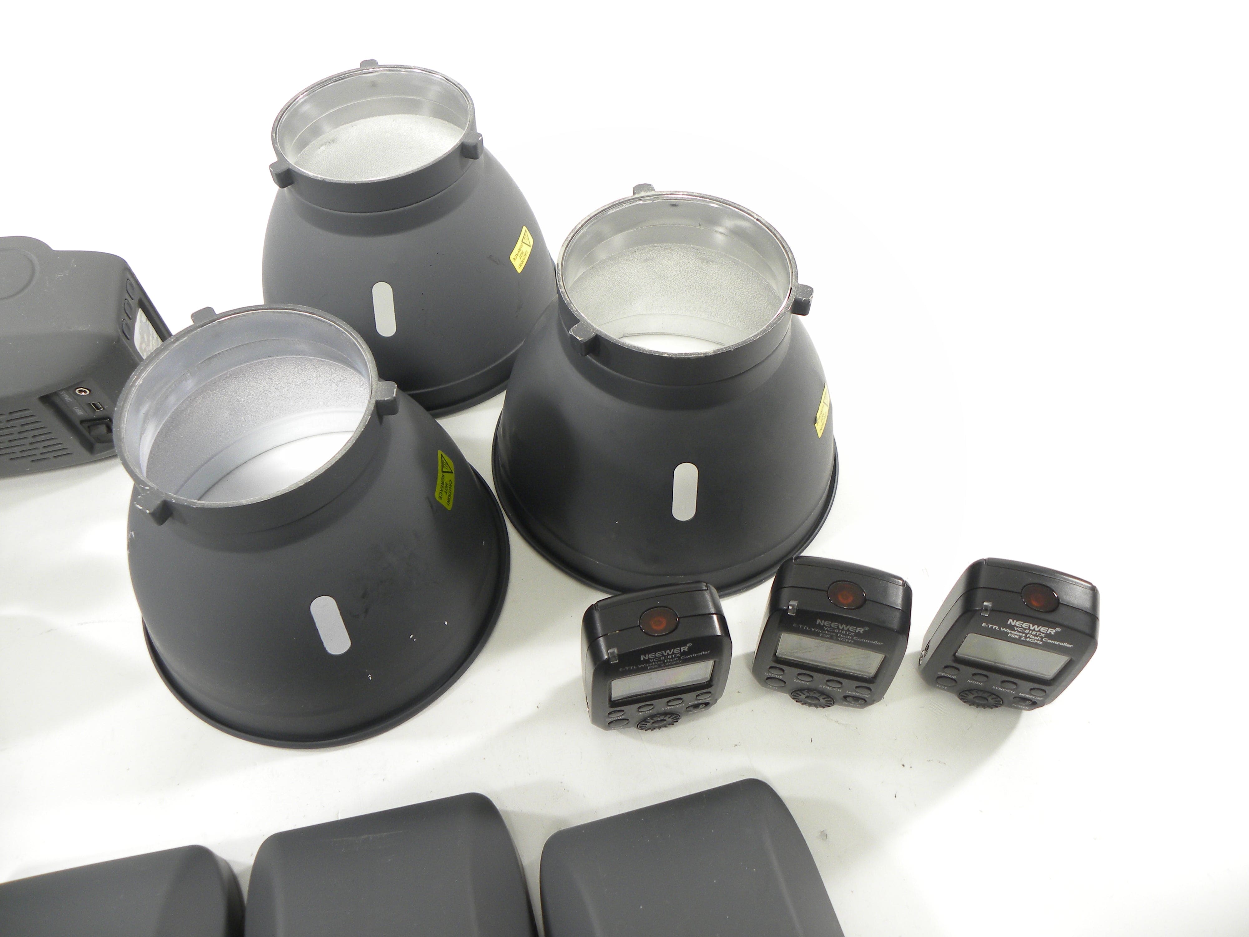 Neewer Vision 5 TTL Strobes x3 w/AC Adapters/ Strobe Reflectors/Transmitters