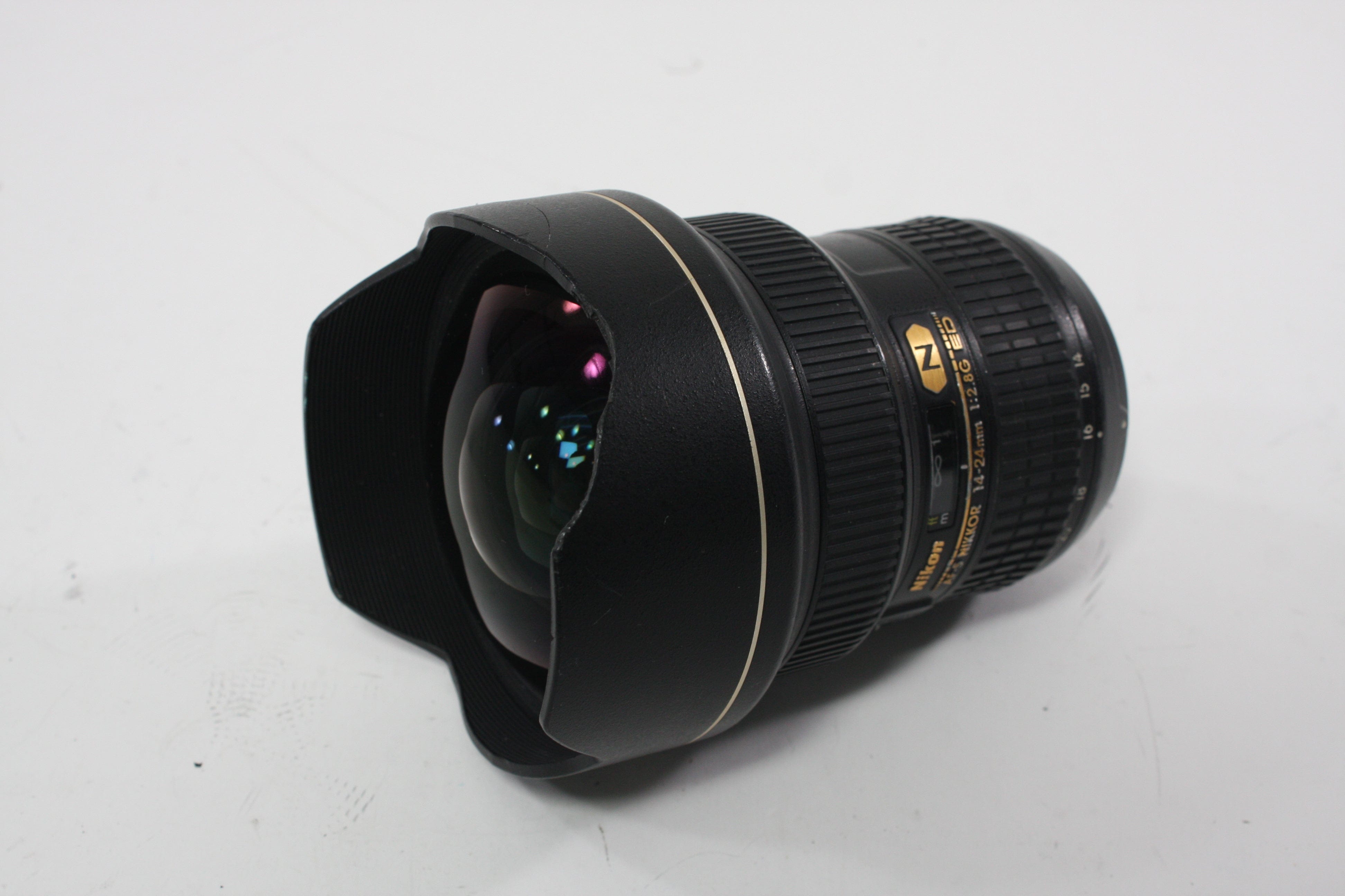 Nikon 14-24 f/2.8 G D Fish-Eye Lens for Nikon F Mount AS-IS