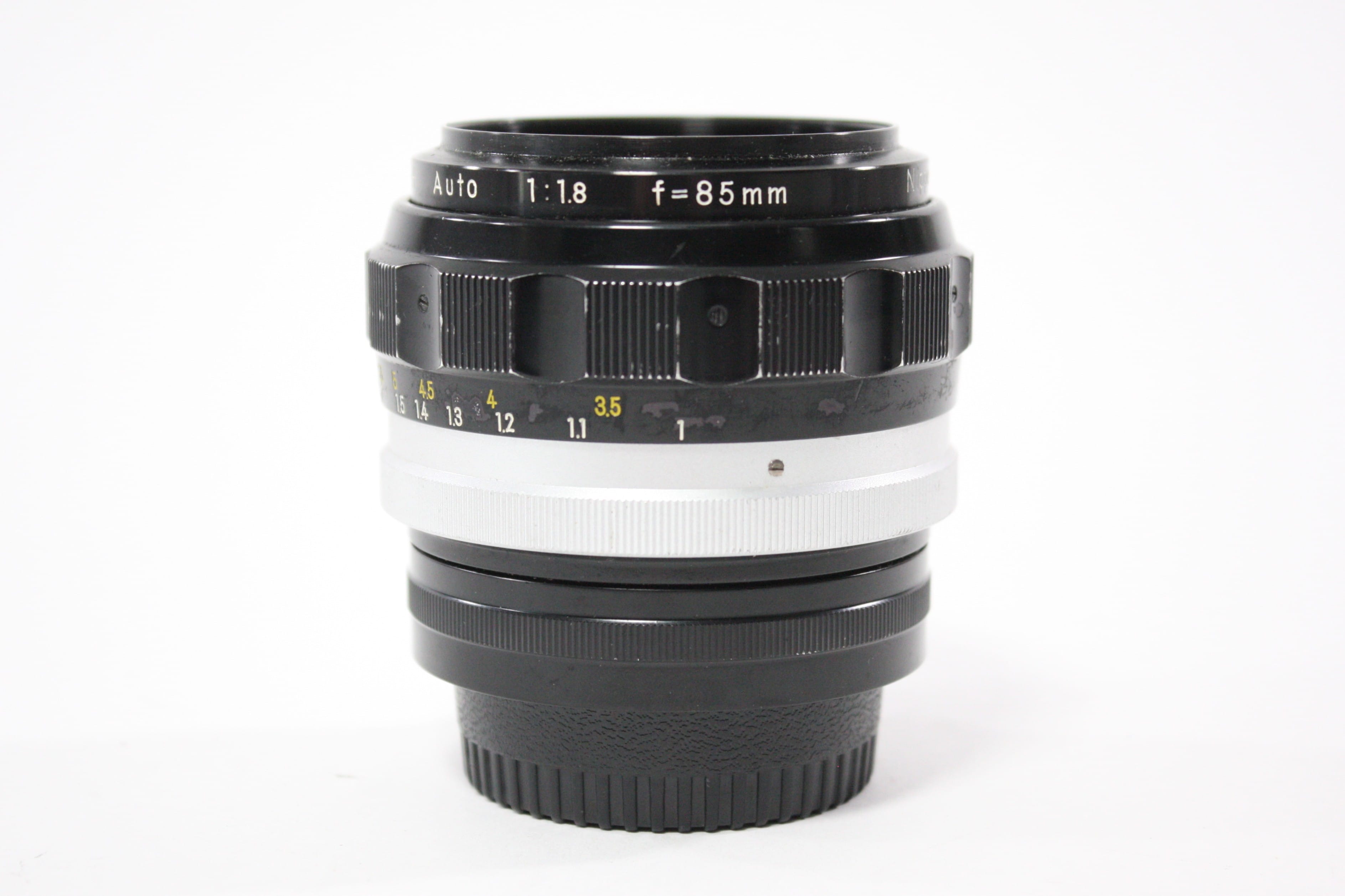 Nikon 85mm f/1.8 Nikkor-H Auto Lens for Nikon F Mount