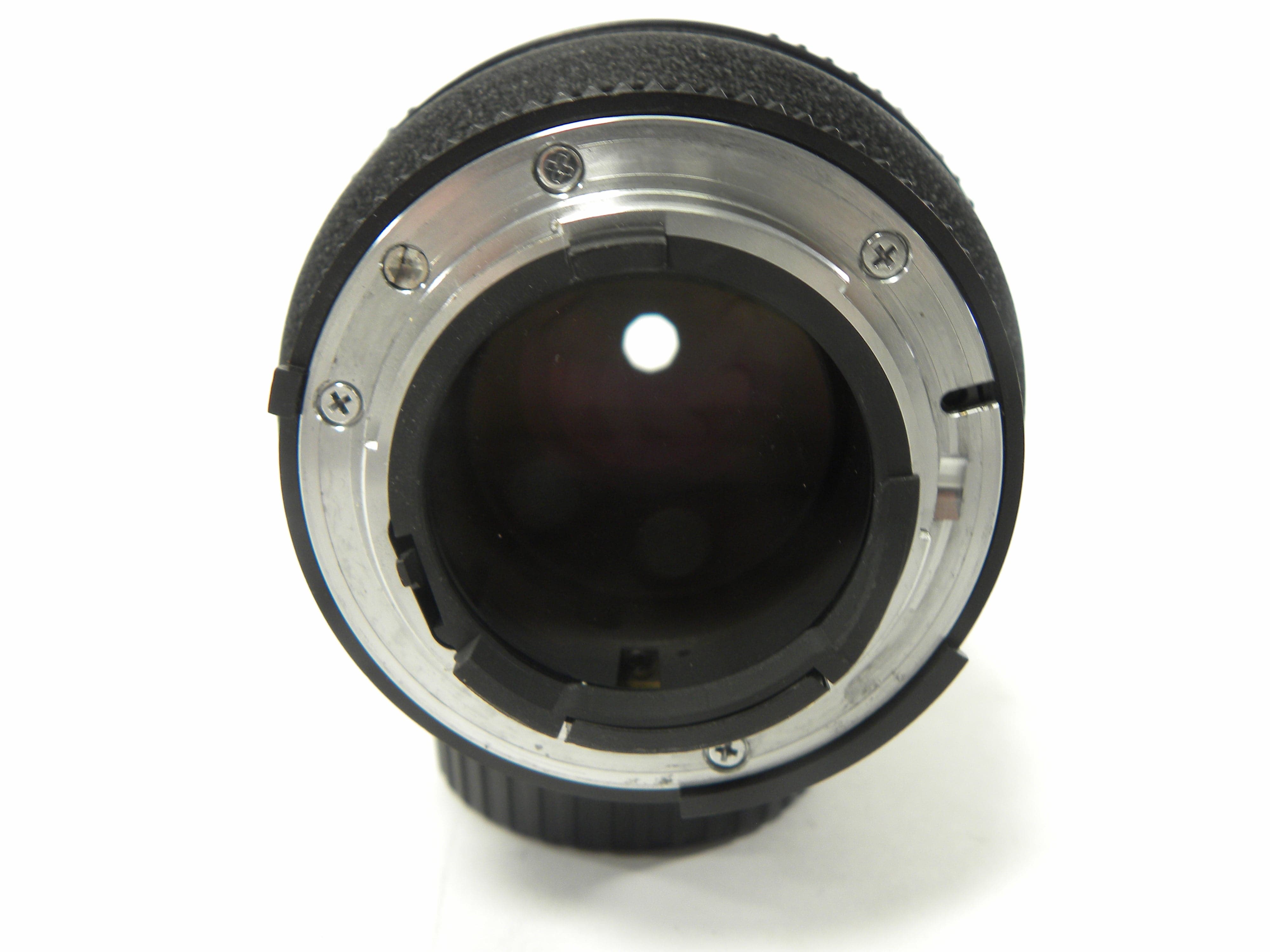 Nikon AF DC-Nikkor 105mm f2D