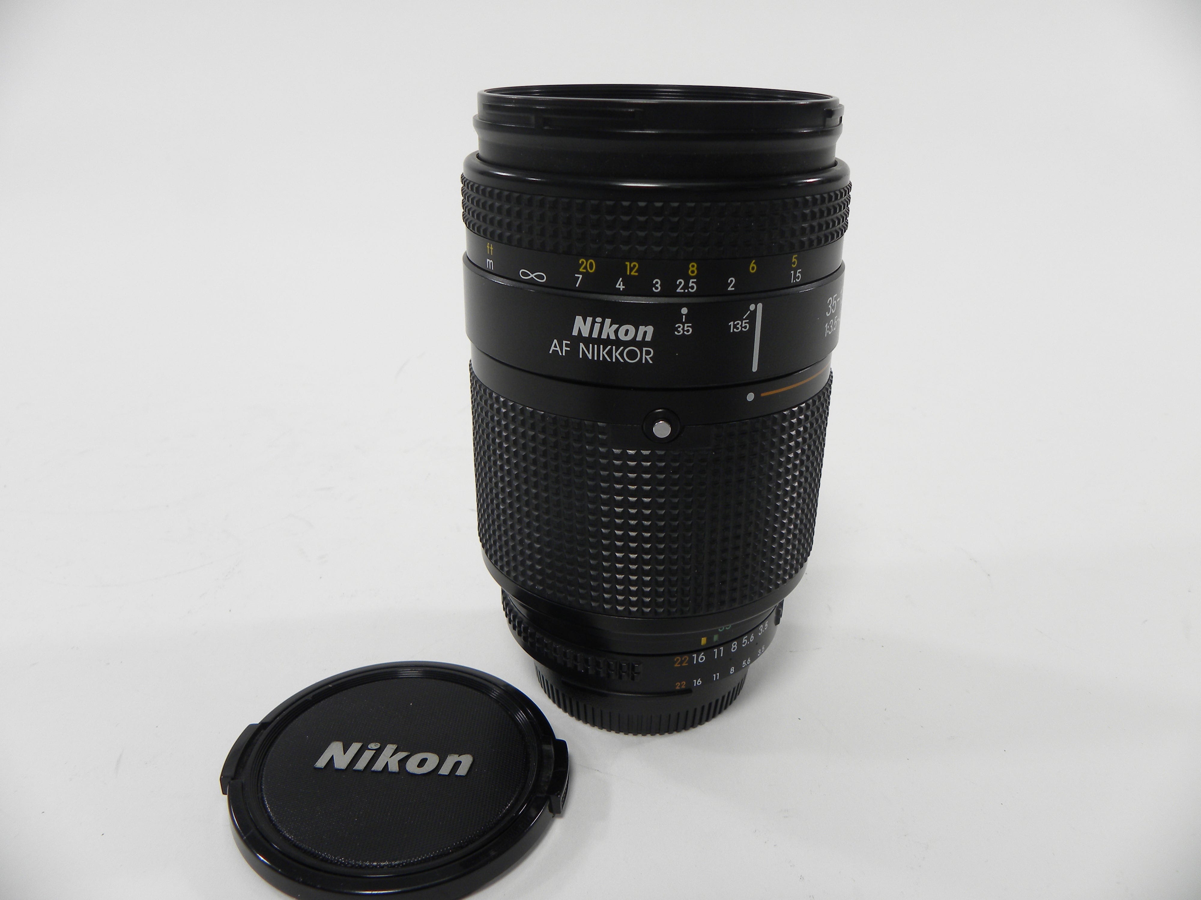 Nikon AF Nikkor 35-135mm f3.5-4.5