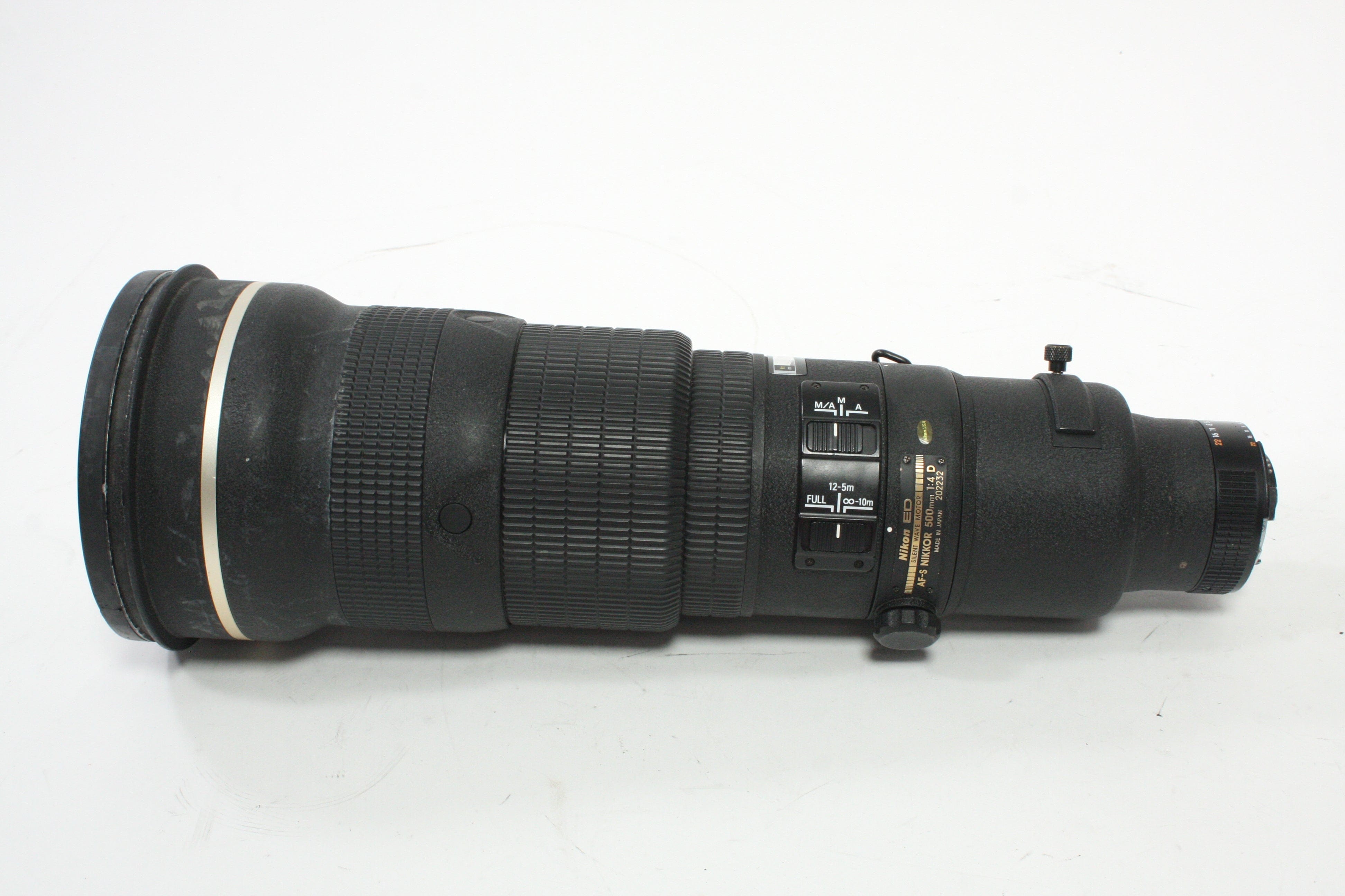 Nikon AF-S 500mm f/4 D Lens for Nikon F with a CT-502 Hard Case