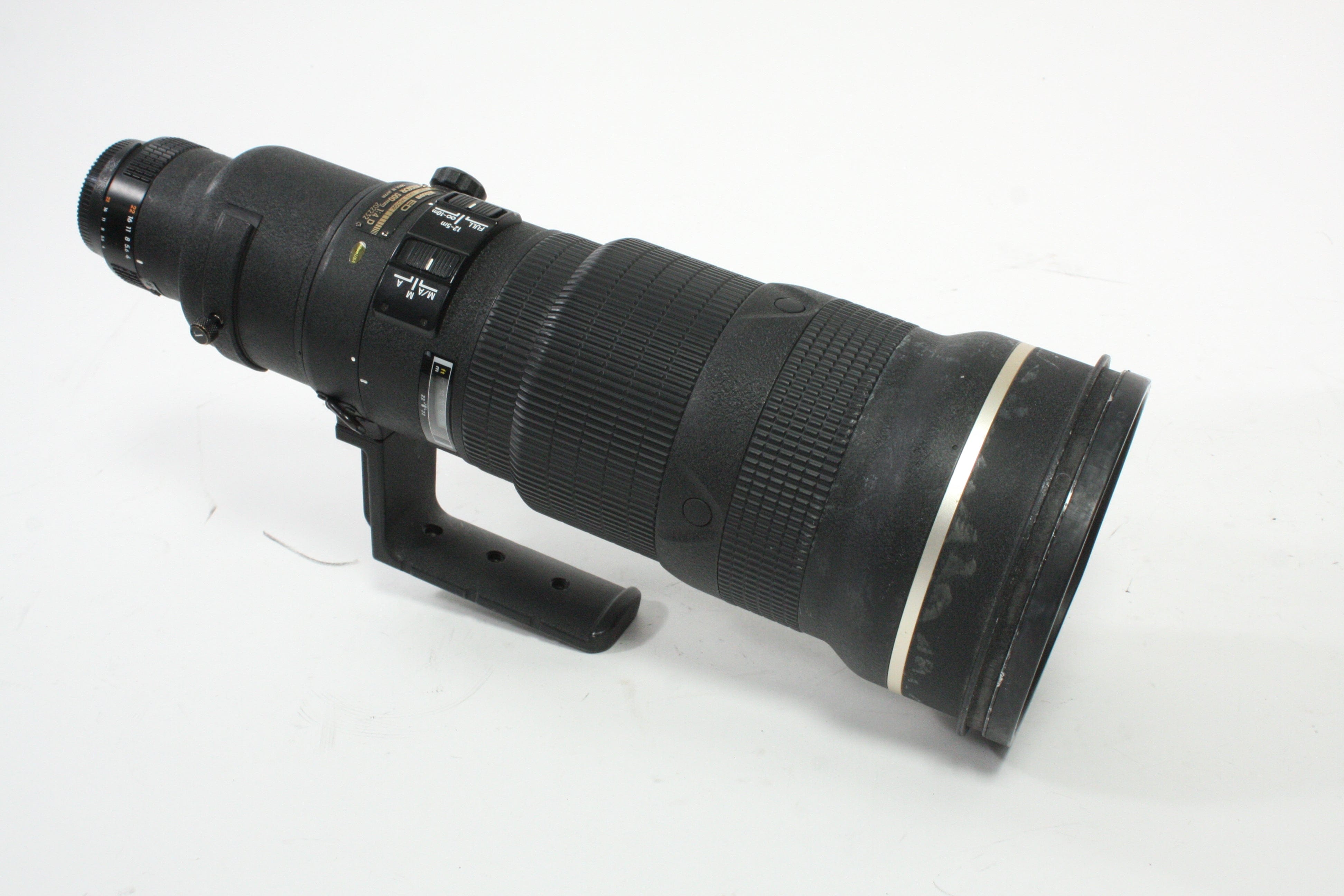 Nikon AF-S 500mm f/4 D Lens for Nikon F with a CT-502 Hard Case