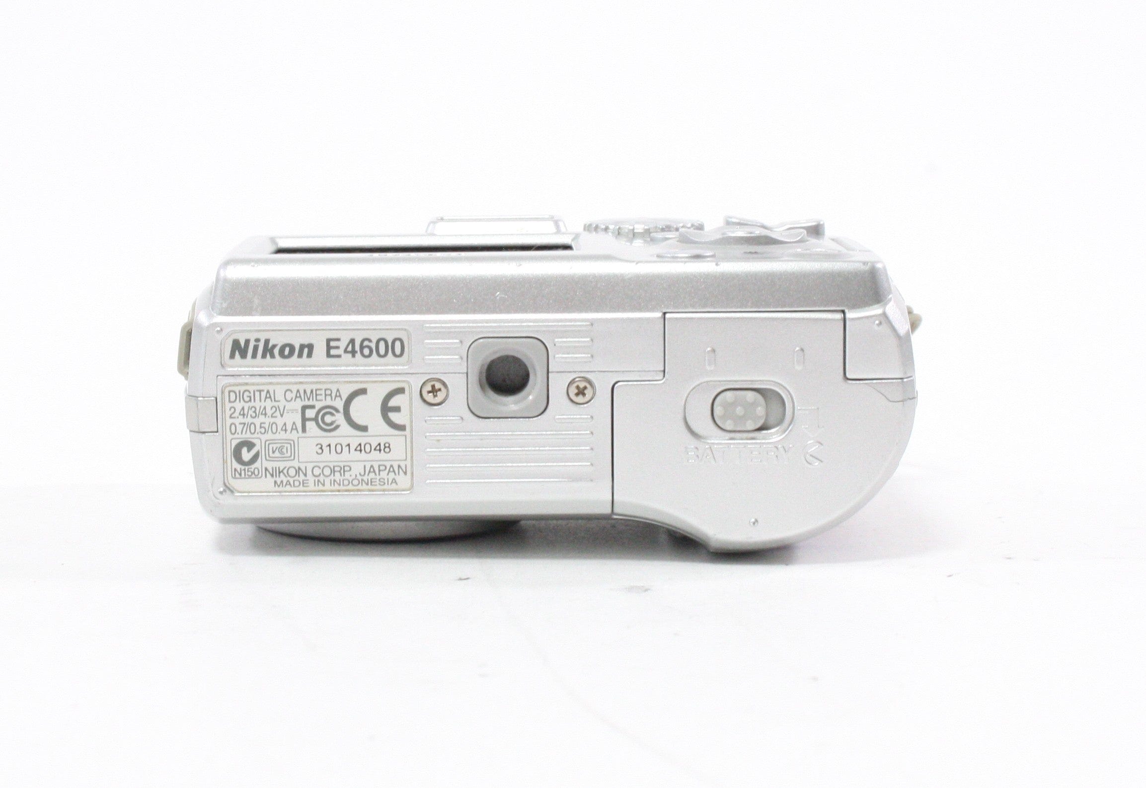 Nikon Coolpix E4600 Digital Camera 3x Zoom 4.0mp