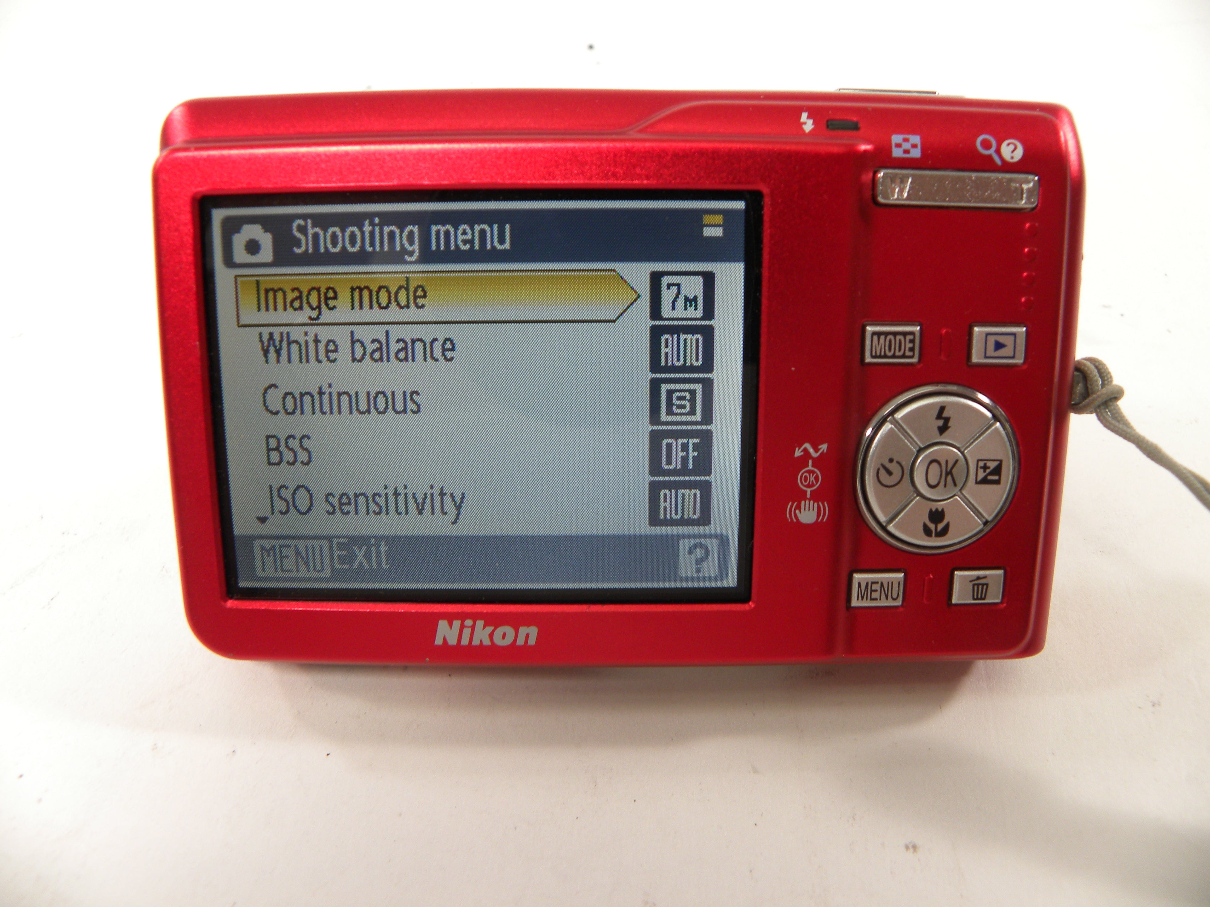 Nikon Coolpix S200 7.1mp Digital Camera (Red)