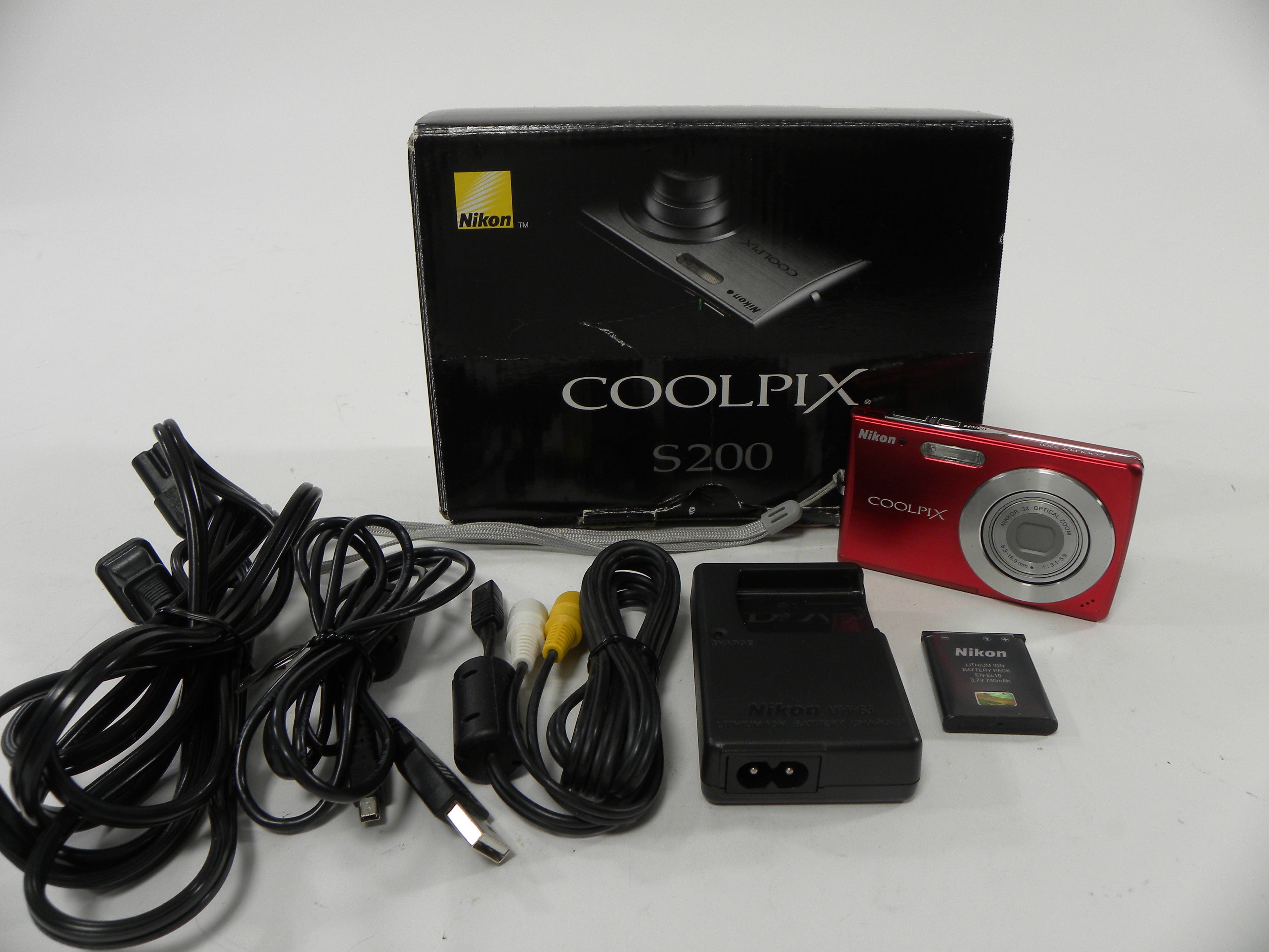 Nikon Coolpix S200 7.1mp Digital Camera (Red)