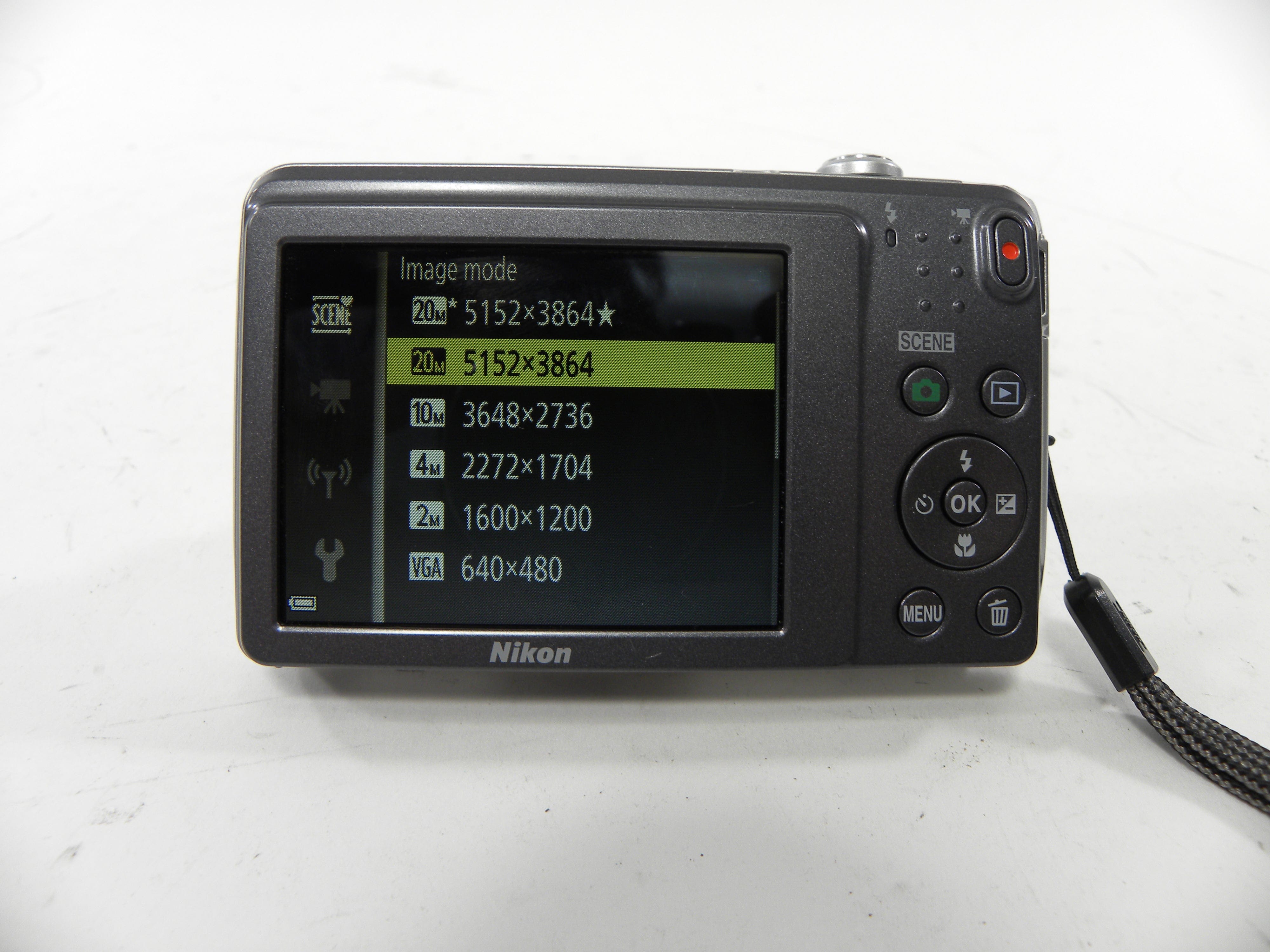 Nikon Coolpix S3700 20.1mp Digital camera