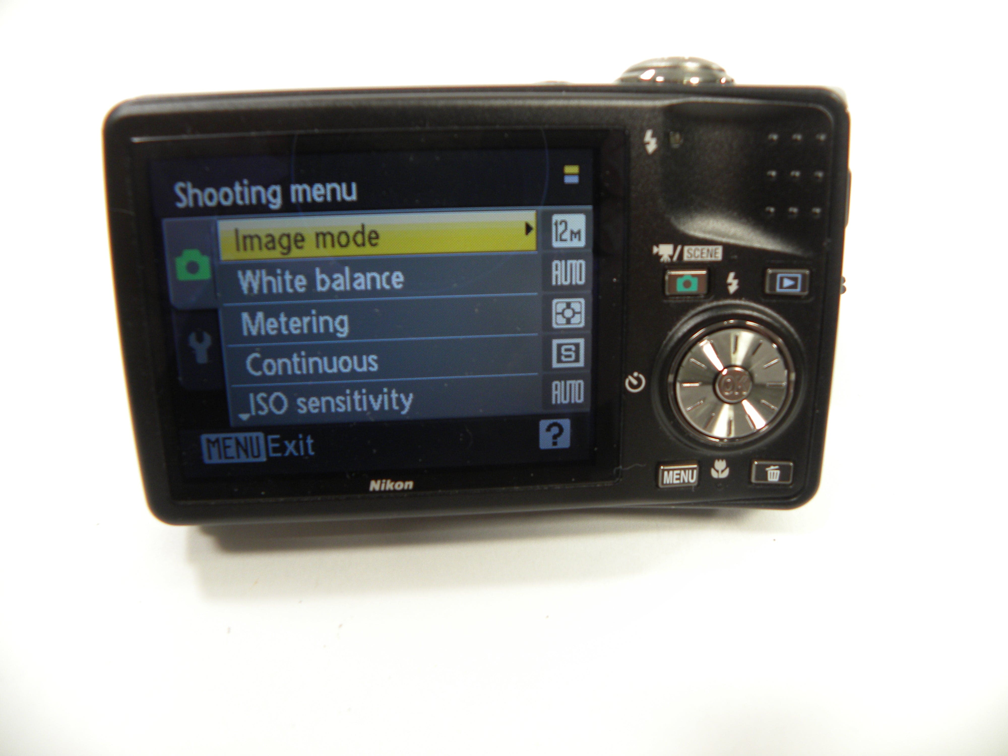 Nikon Coolpix S630 12.0mp Digital camera