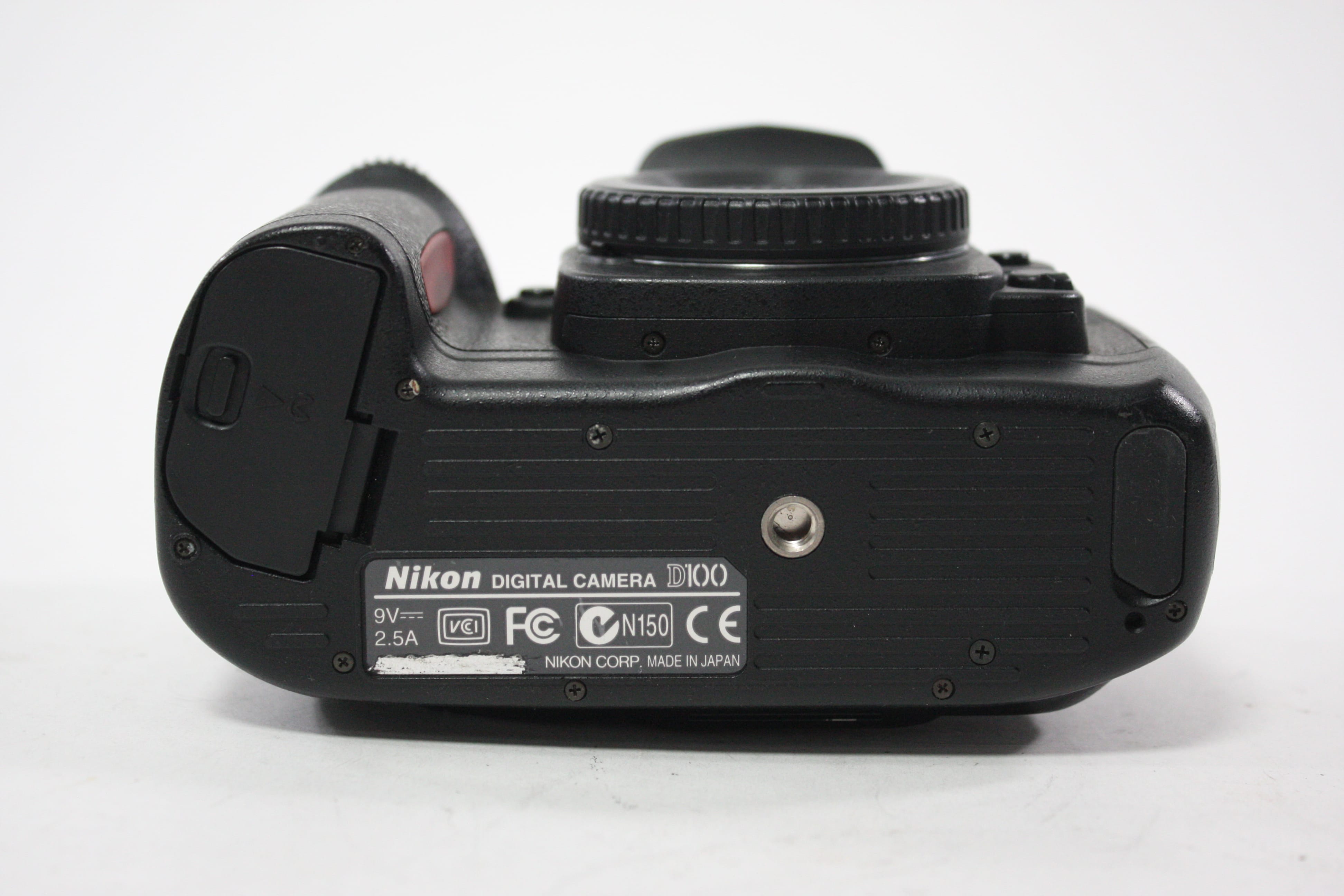 Nikon D100 DSLR Camera Body