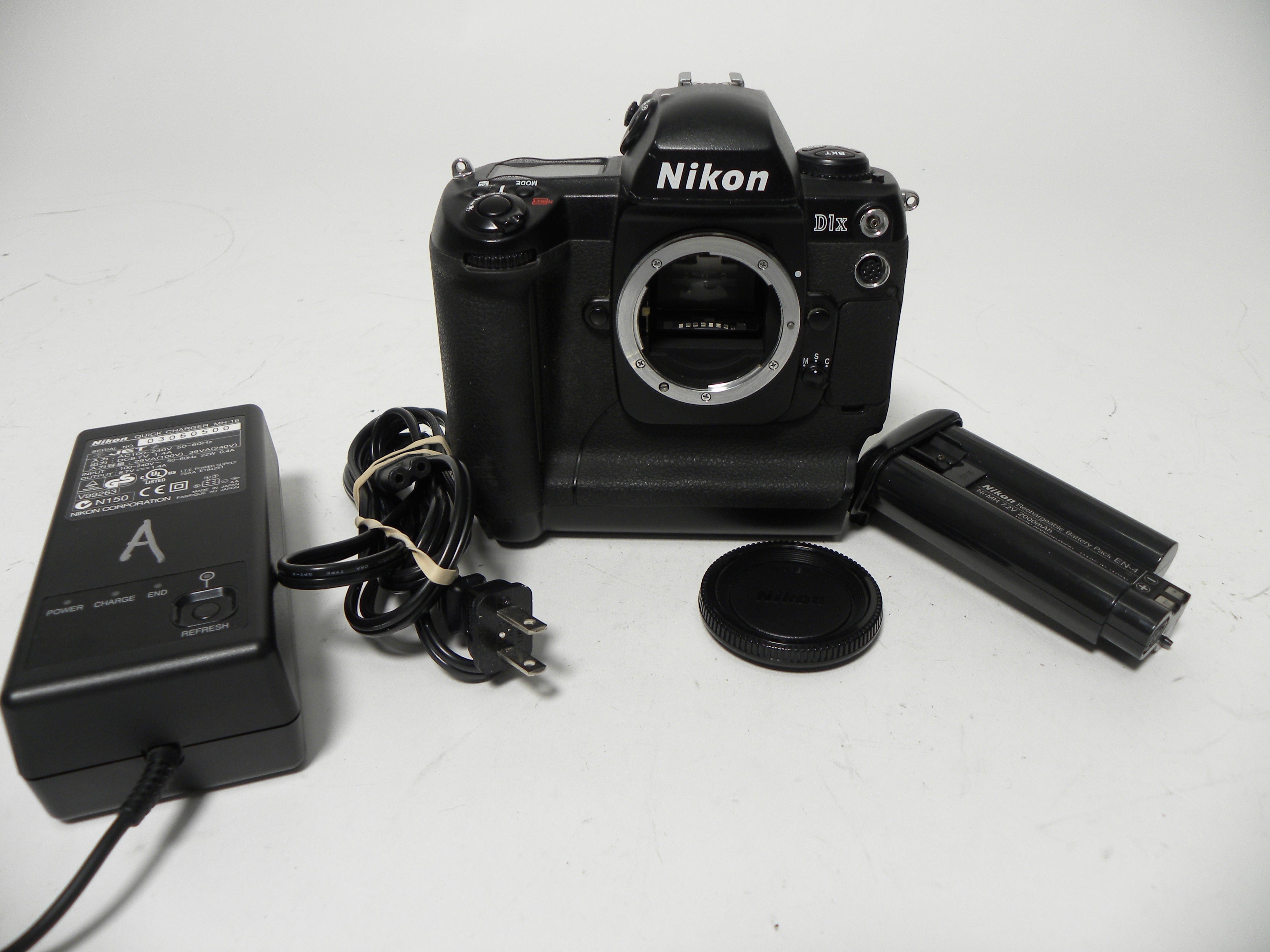 Nikon D1x 5.3mp Digital SLR body only Shutter Ct. N/A