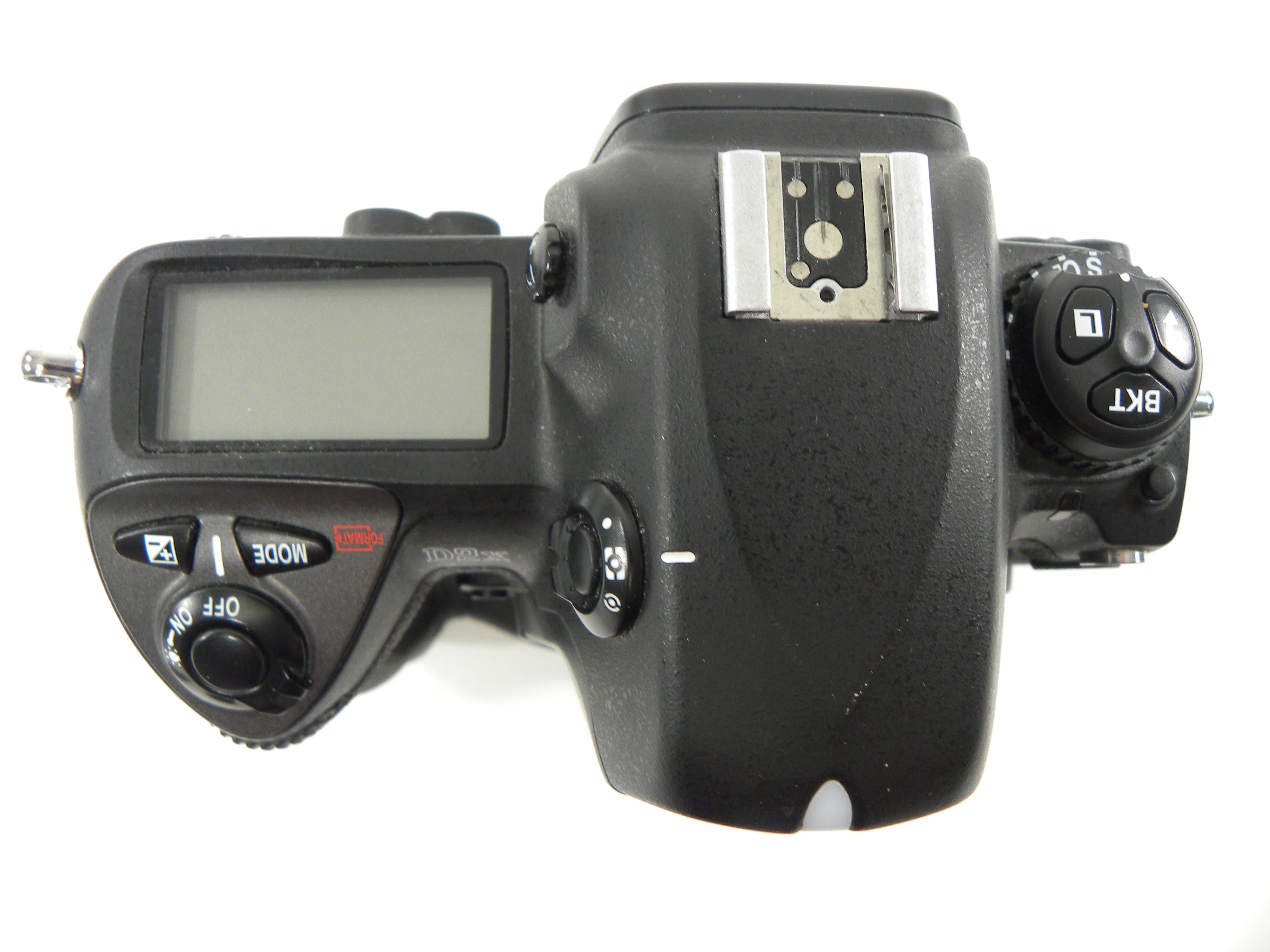 Nikon D2X 12.4mp Digital SLR Body Only Shutter Ct. 29,735