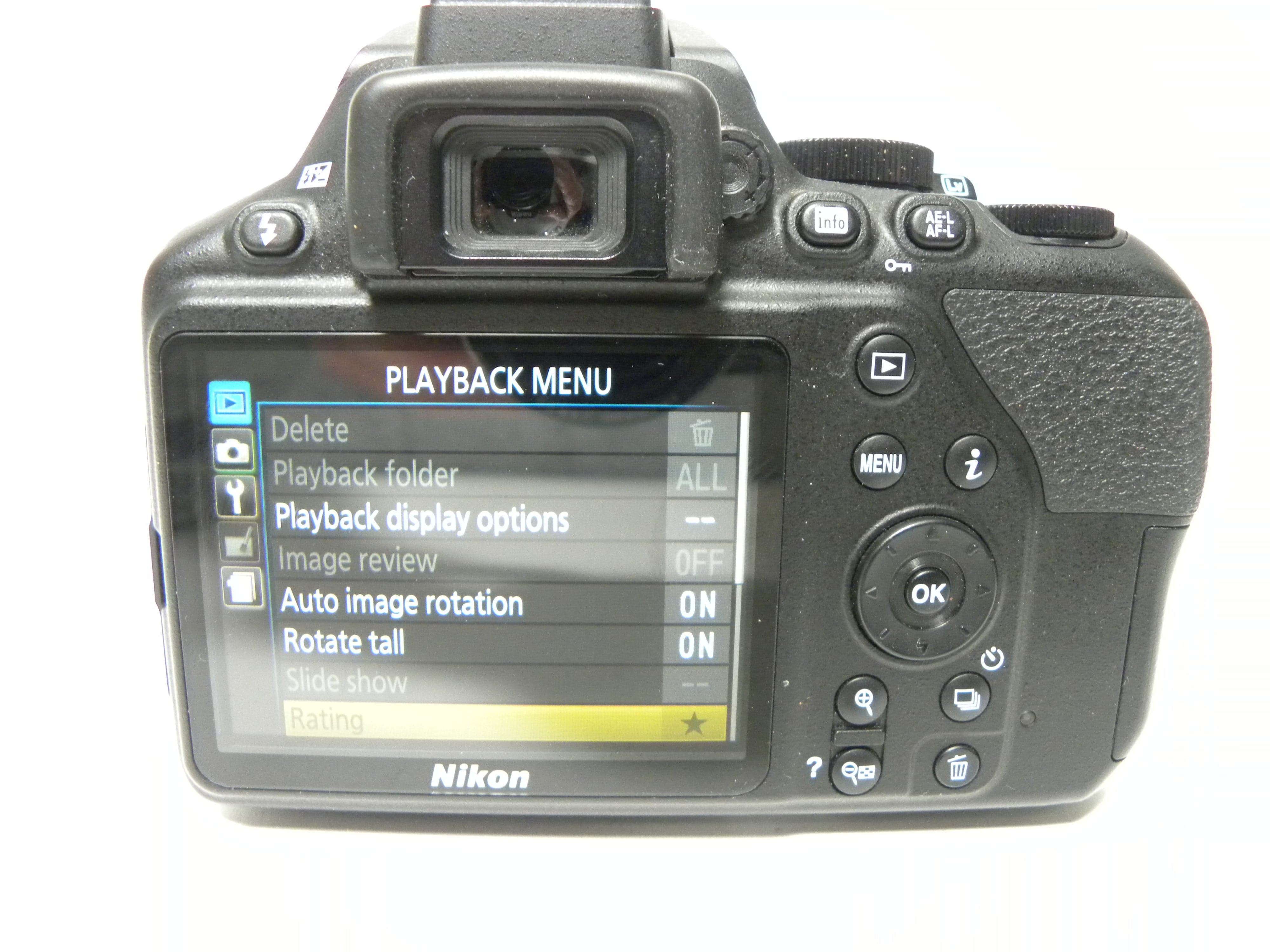 Nikon D3500 24.2mp Digital SLR w/AF-P 18-55mm VR DX FMount