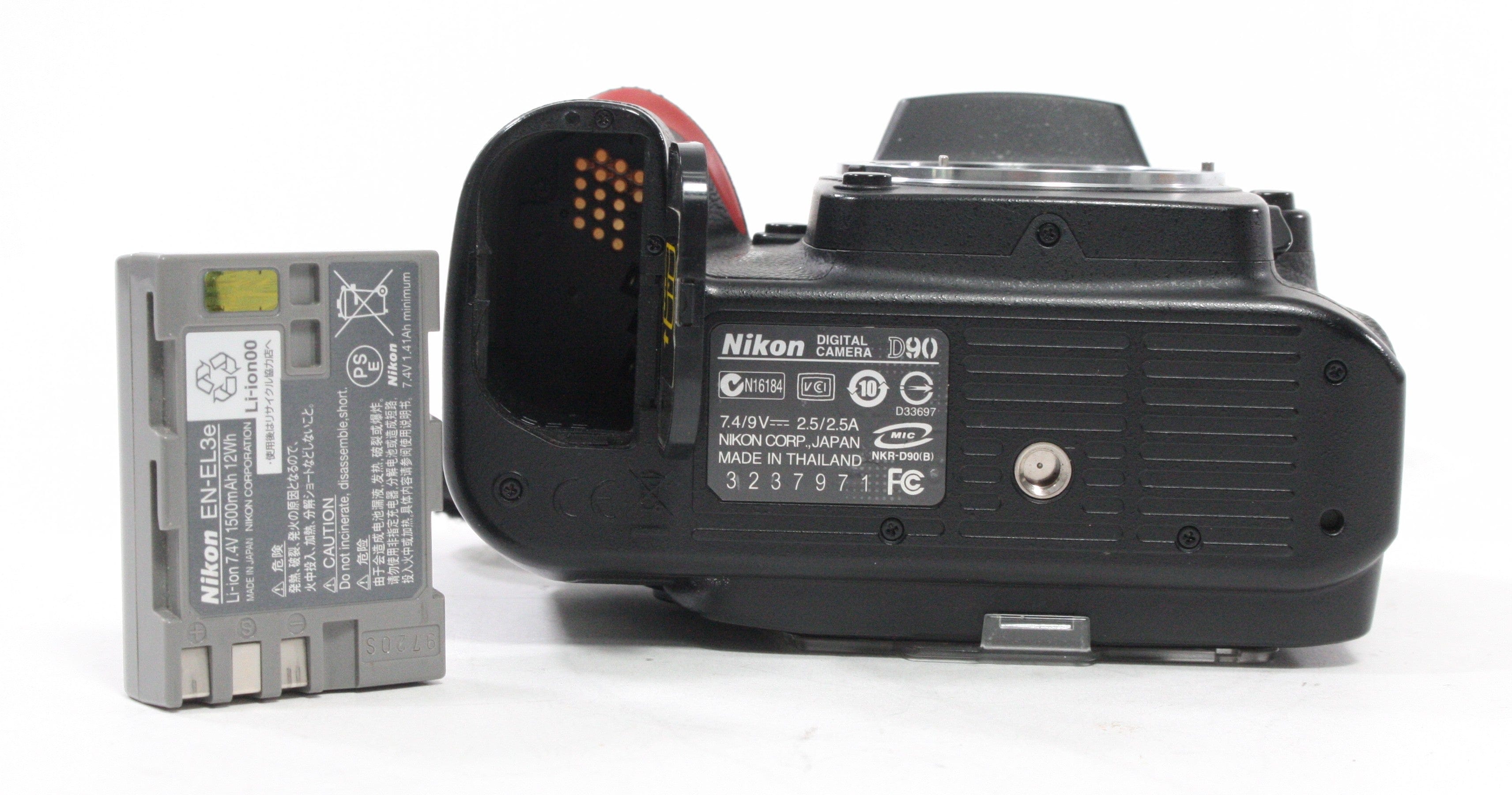 Nikon D90 Digital SLR Camera Body with Shutter Count 5,114