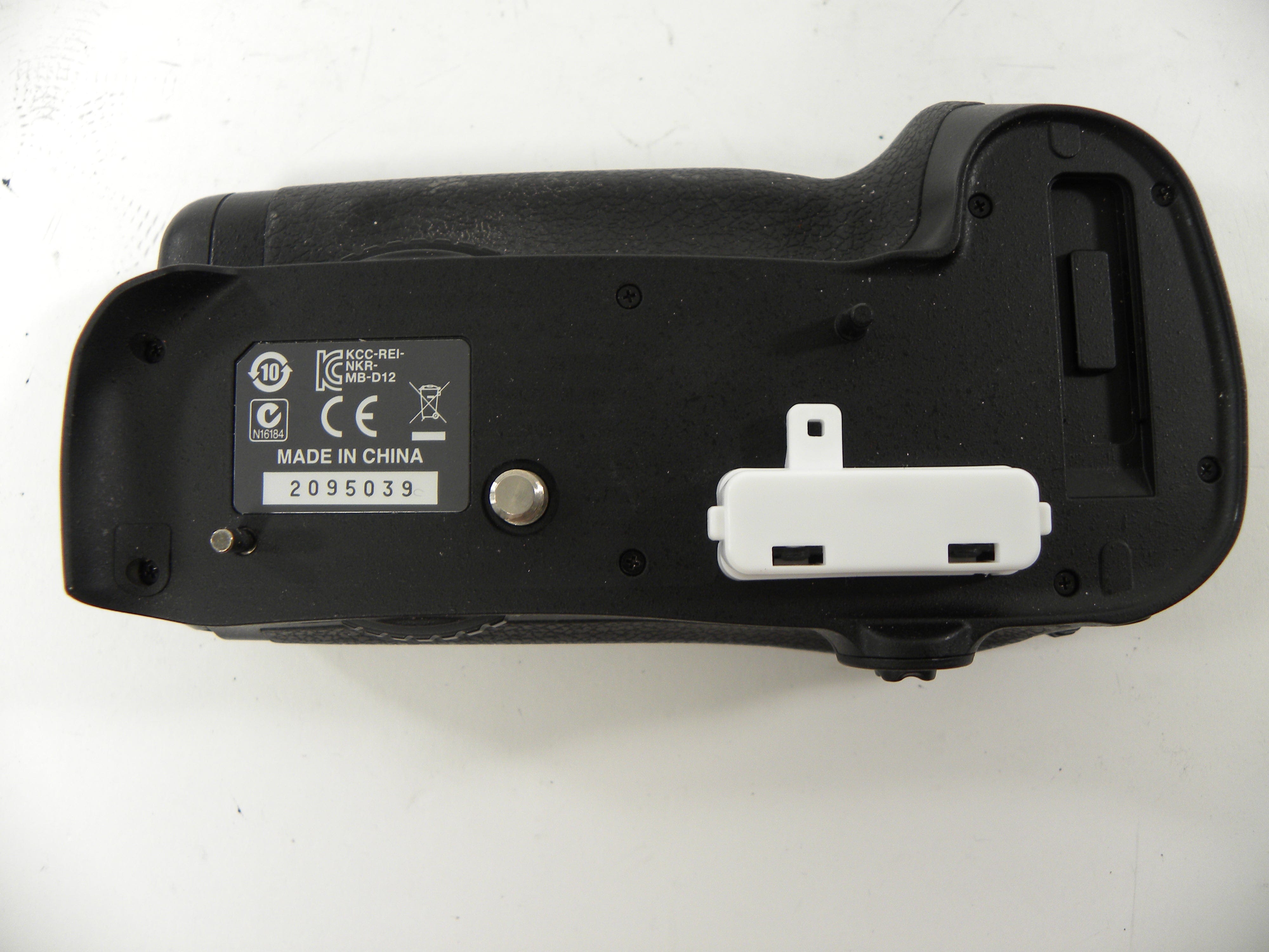 Nikon MB-D12 Battery Grip