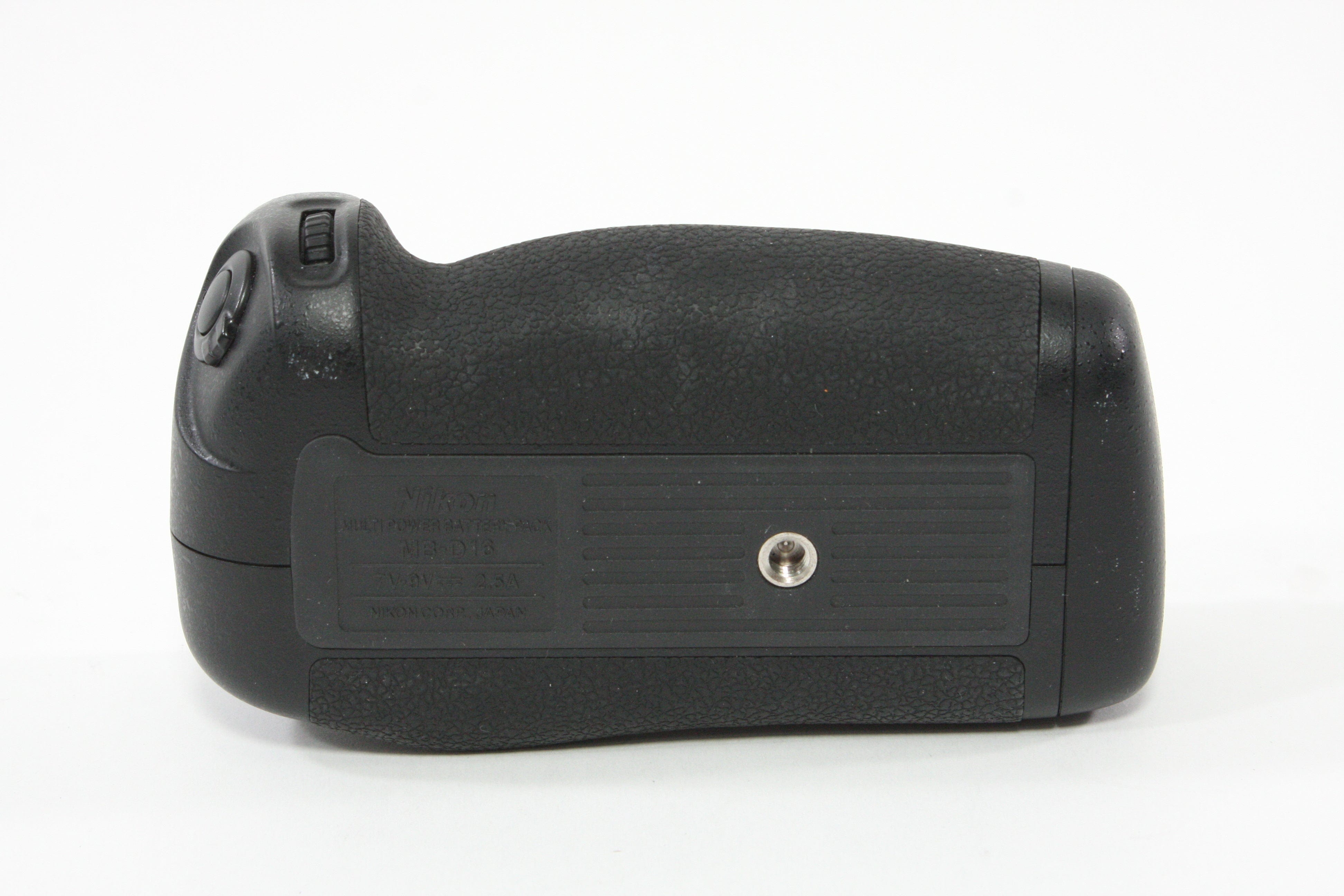 Nikon MB-D16 Multi Power Battery Pack for Nikon D750