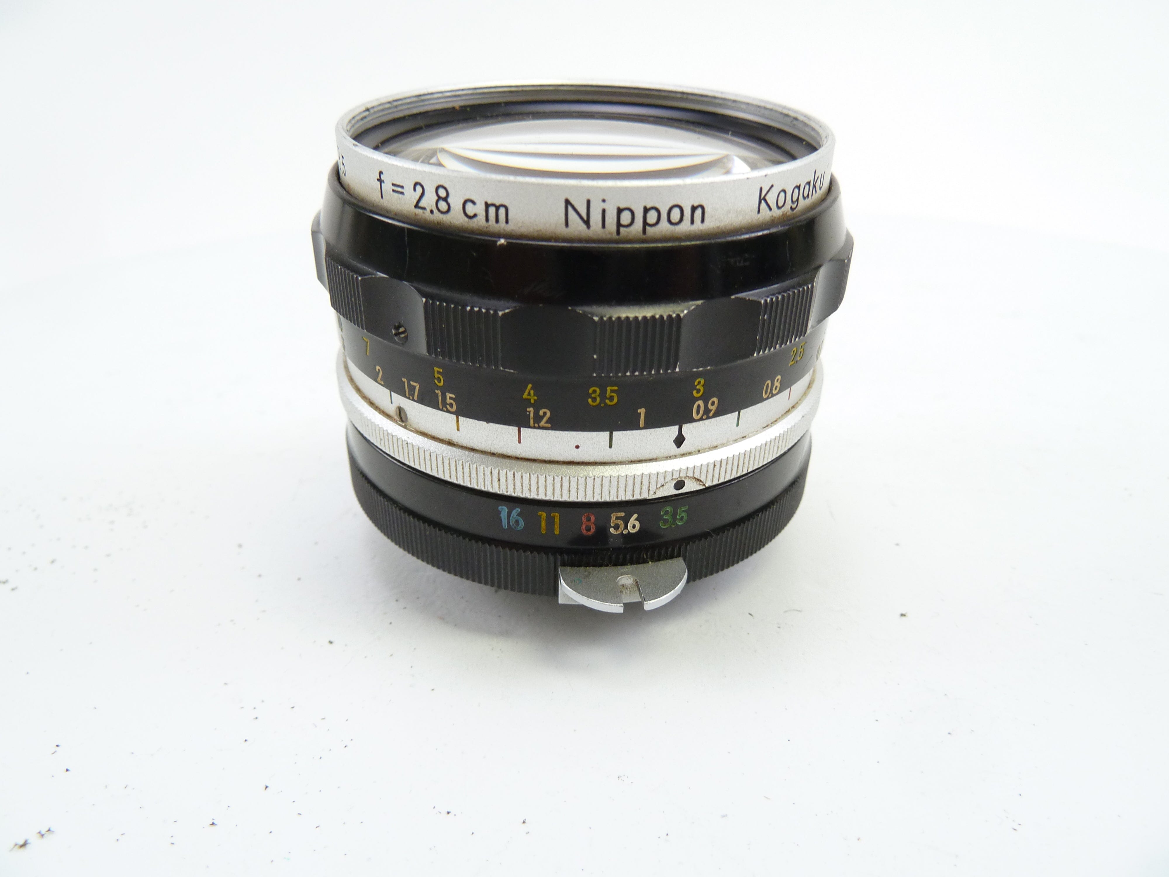Nikon Nikkor 2.8cm F3.5 Non AI Wide Angle Lens
