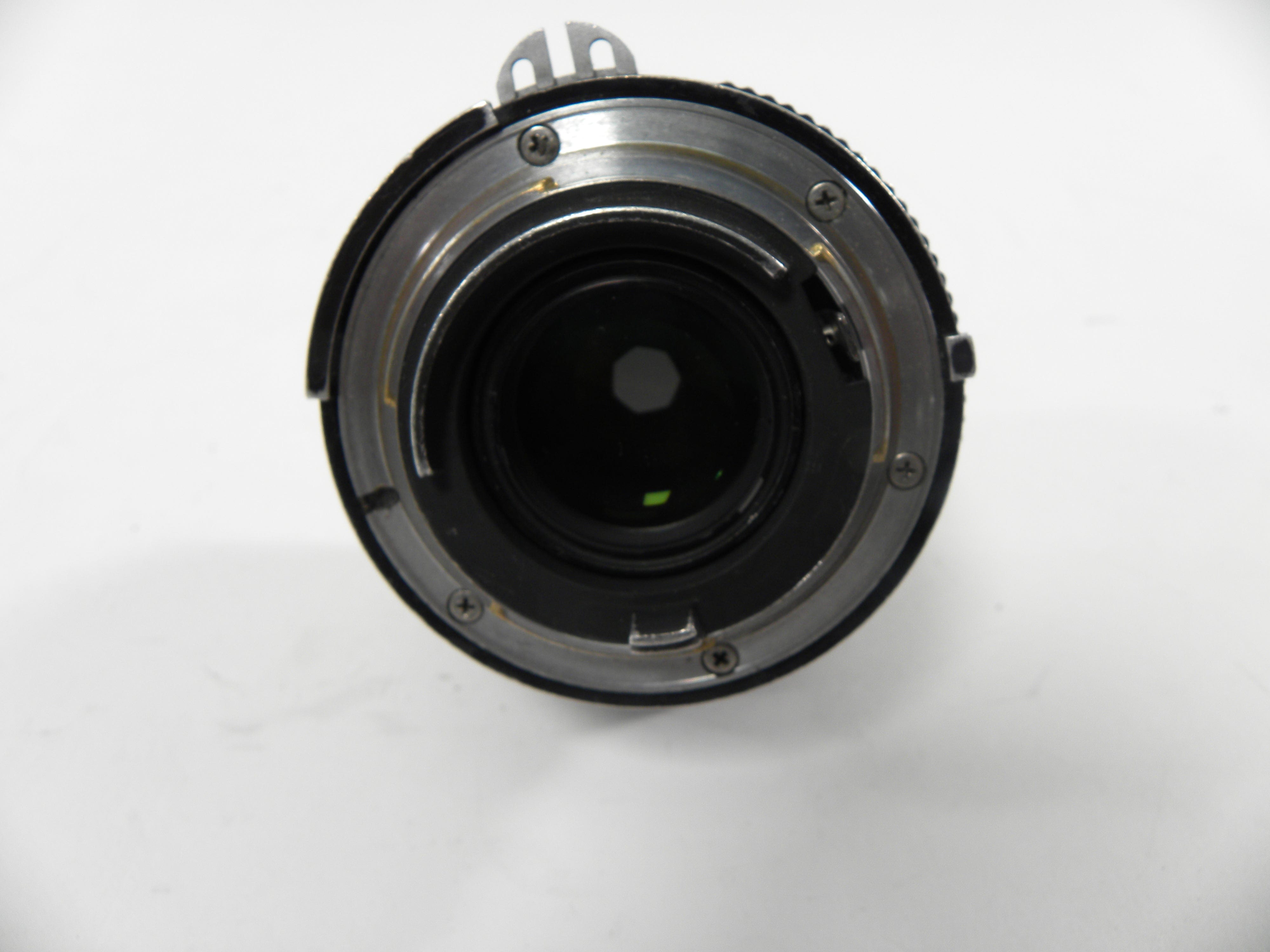 Nikon Nikkor 28mm f2